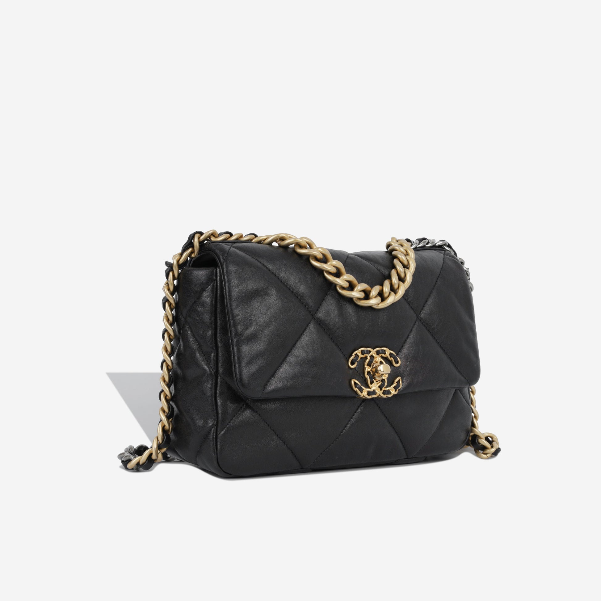 Chanel Chanel 19 Shoulder Bag - Rovelle Bags