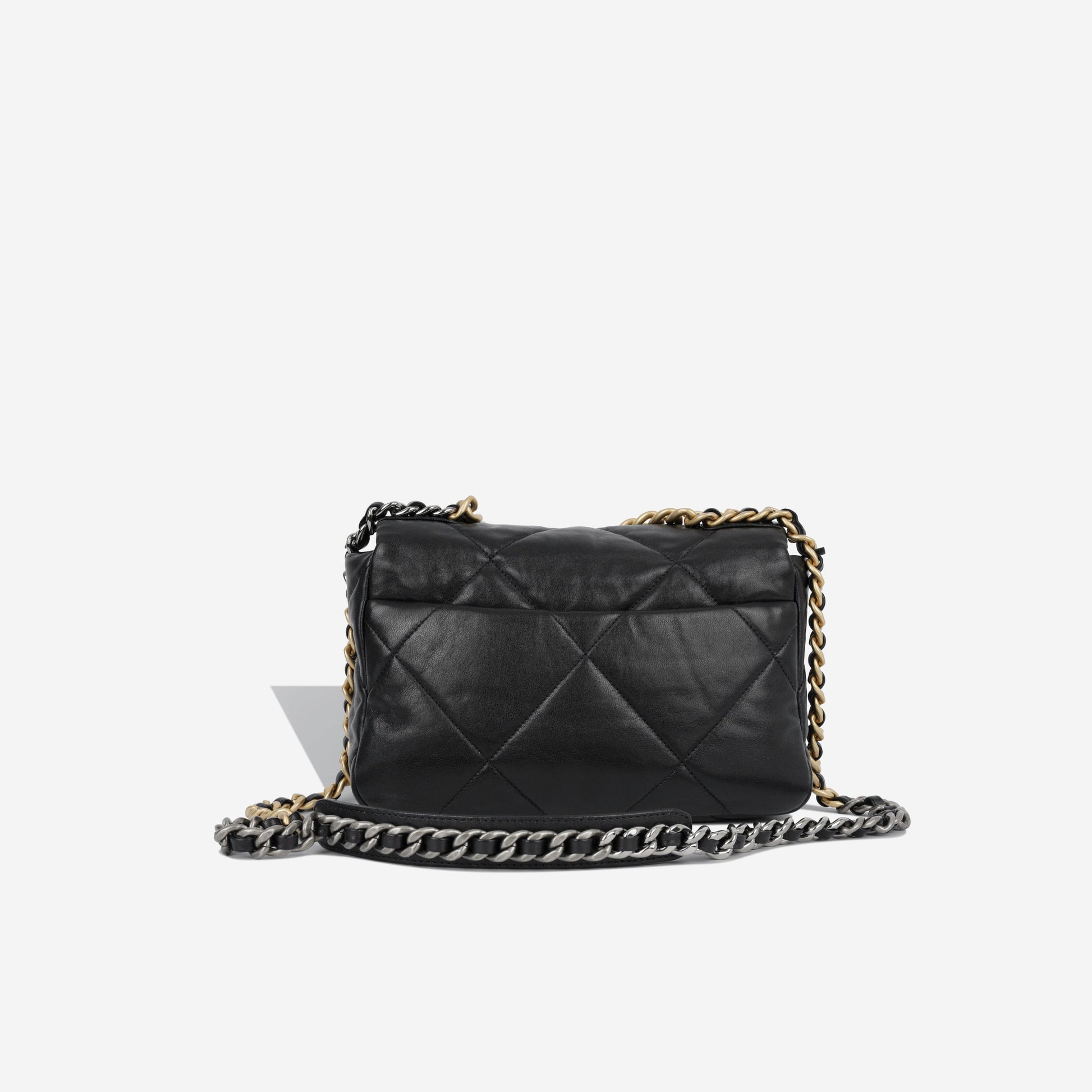 Chanel Chanel 19 Shoulder Bag - Rovelle Bags