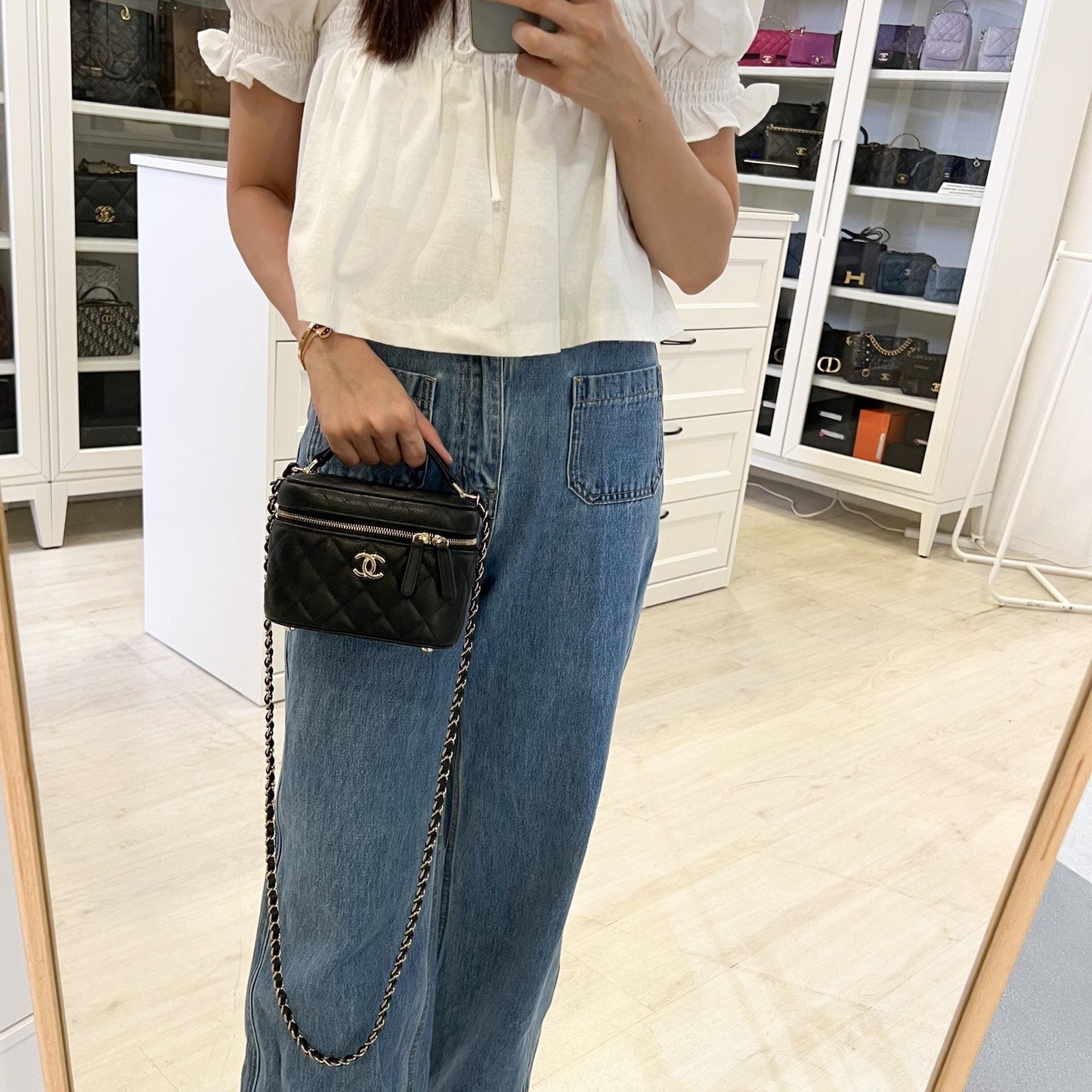 Chanel 22S Top Handle Vanity Case Handbag - Rovelle Bags