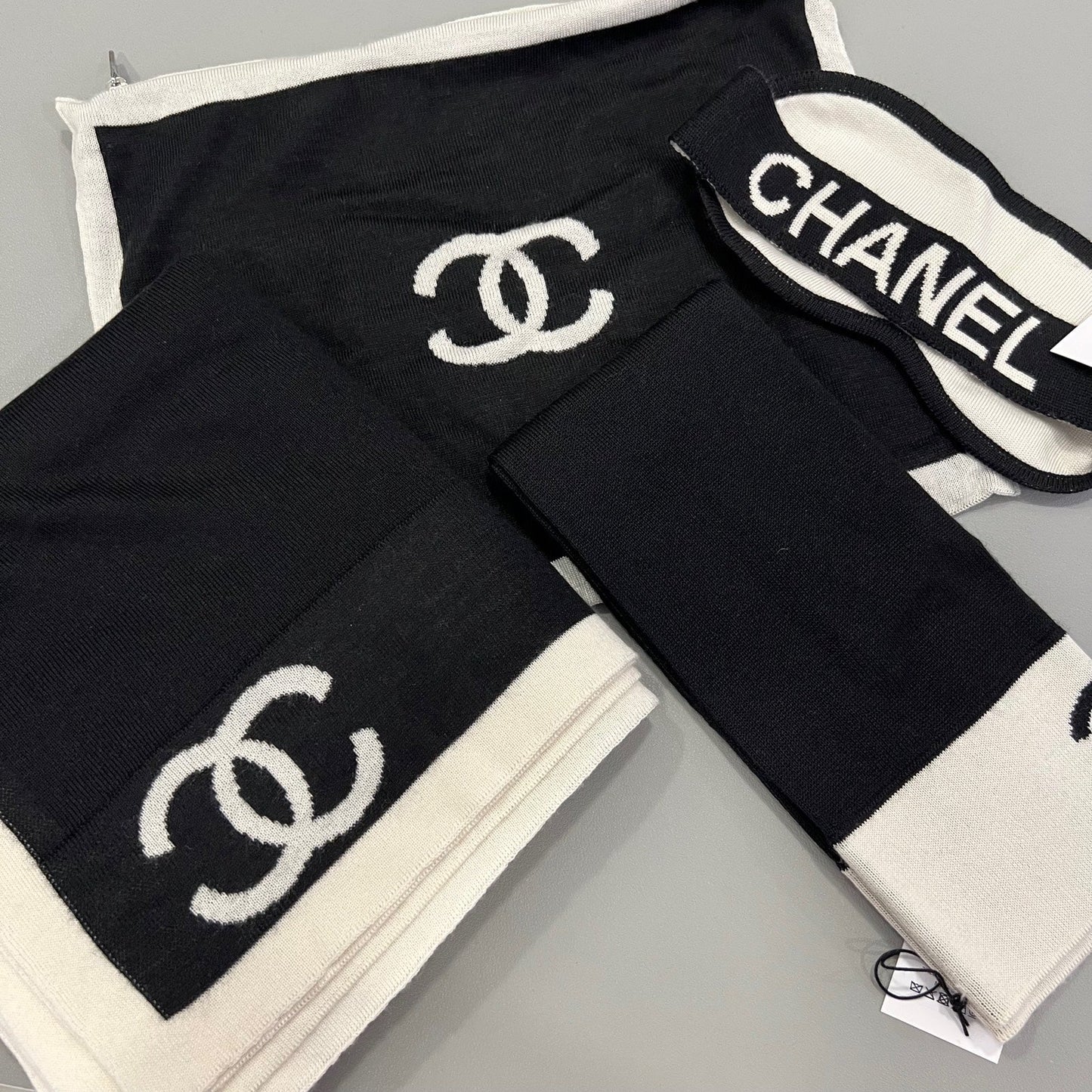 Chanel 4 Piece Travel Set with Clutch Bag - Rovelle Bags