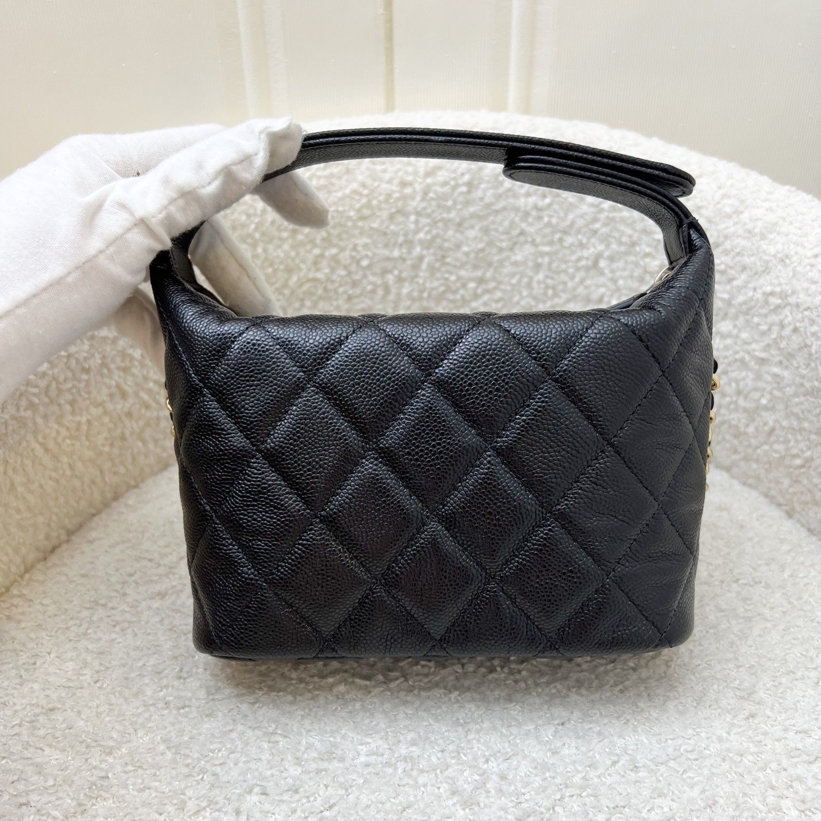 Chanel 25C Quilted Hobo Clutch on Shoulder Bag - Rovelle Bags