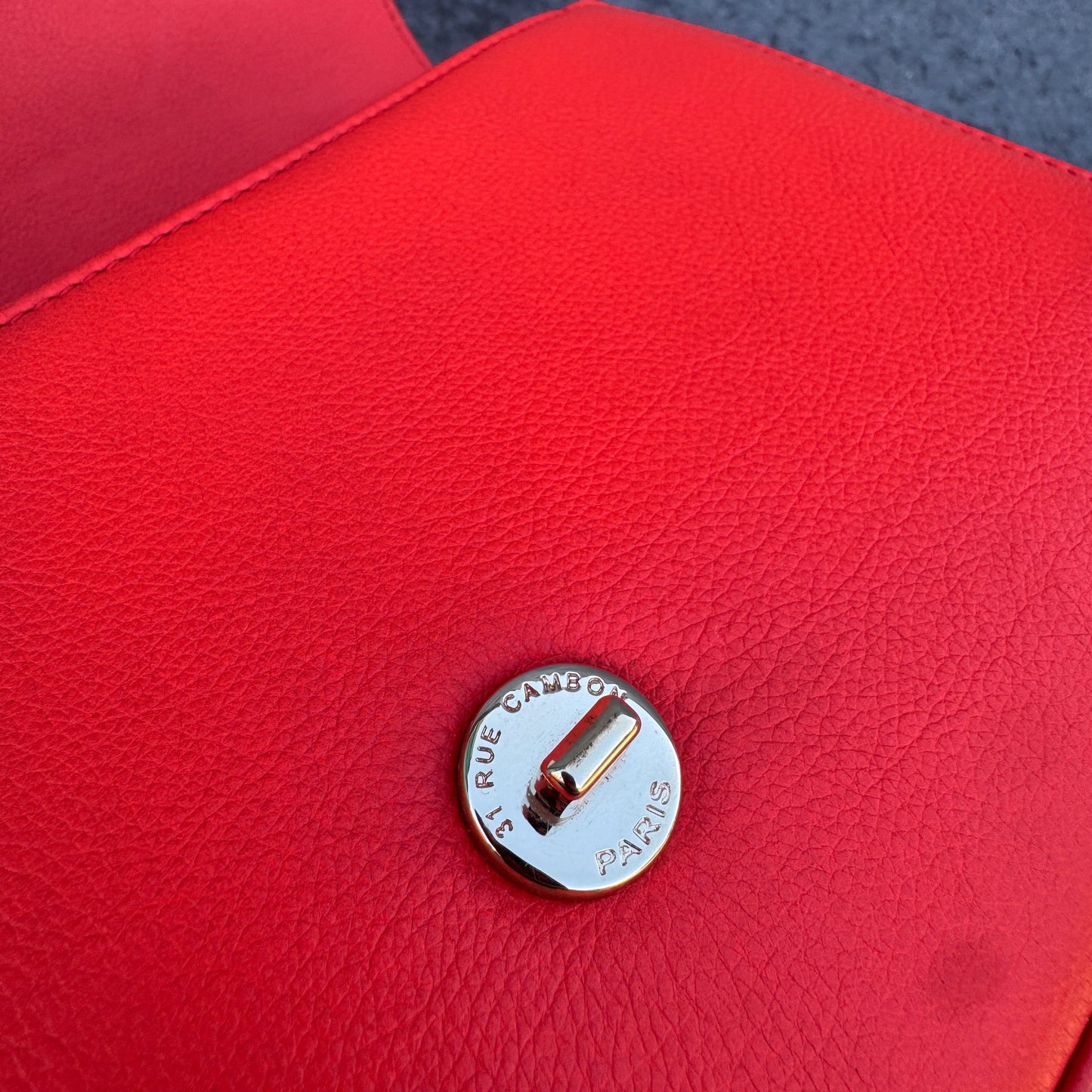 Chanel Label Click Flap Red in Quilted Calfskin With Gold-Tone Hardware