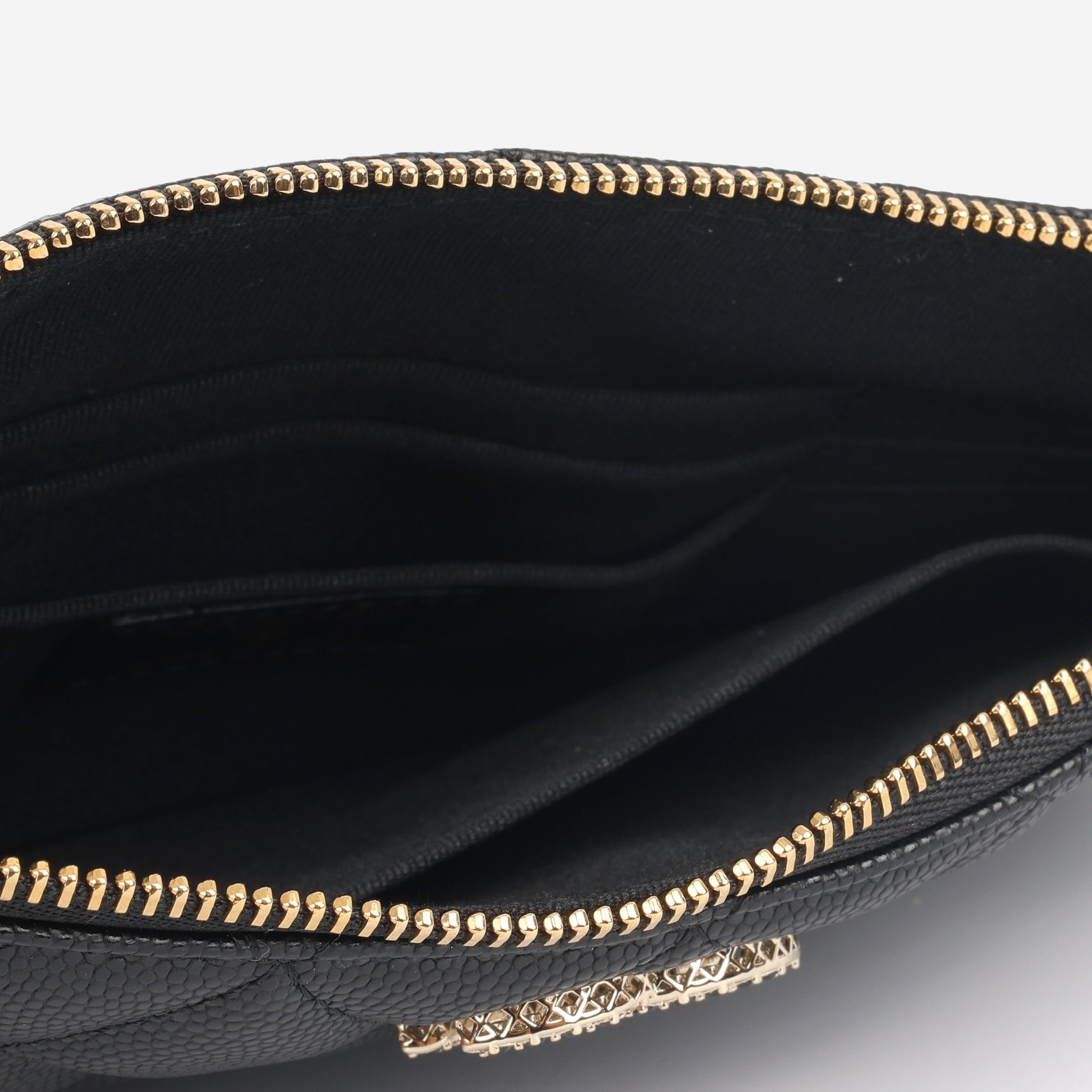 Chanel Chanel 19 Shoulder Bag - Rovelle Bags