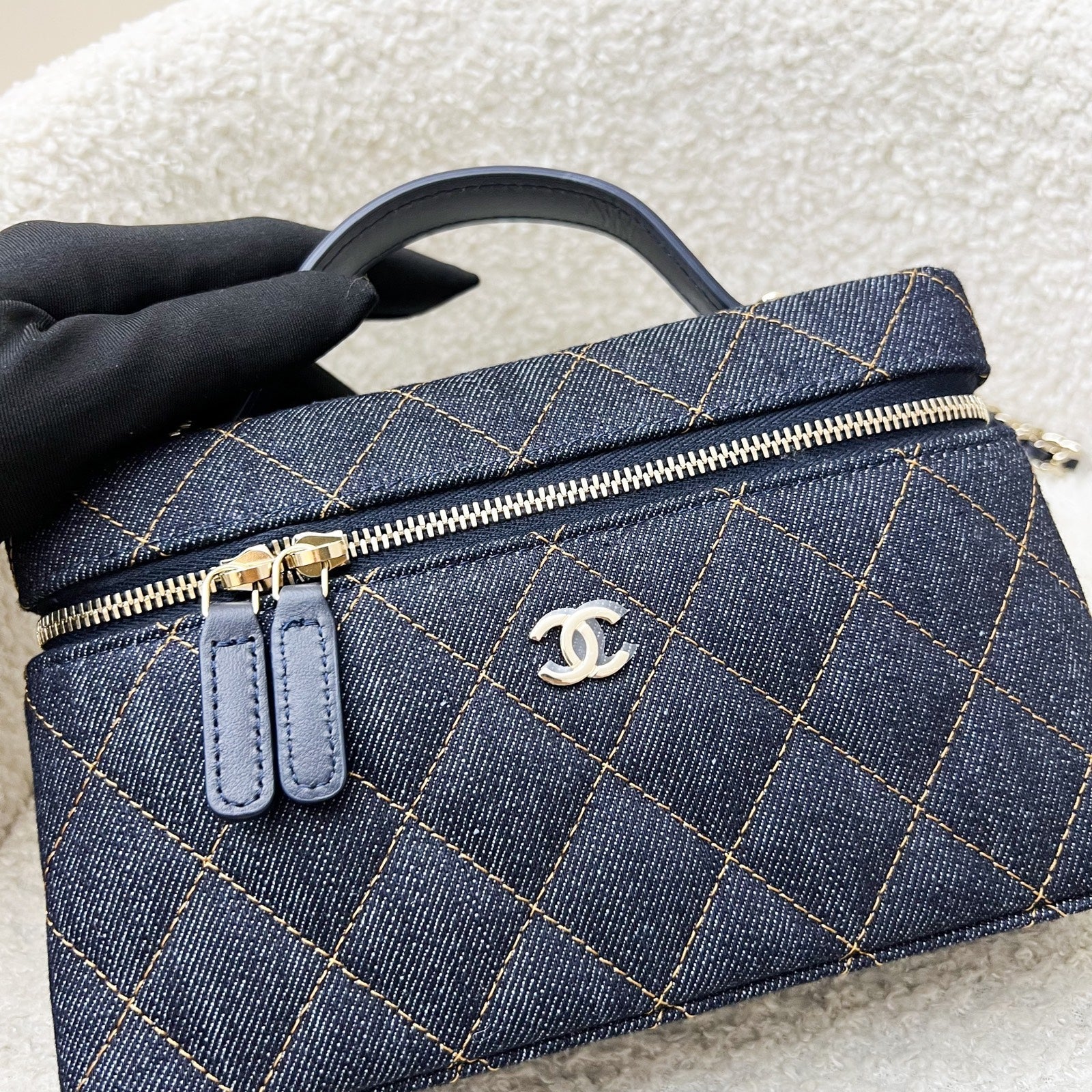 Chanel [Local Set - Jan 2026] Vanity Bag - Rovelle Bags