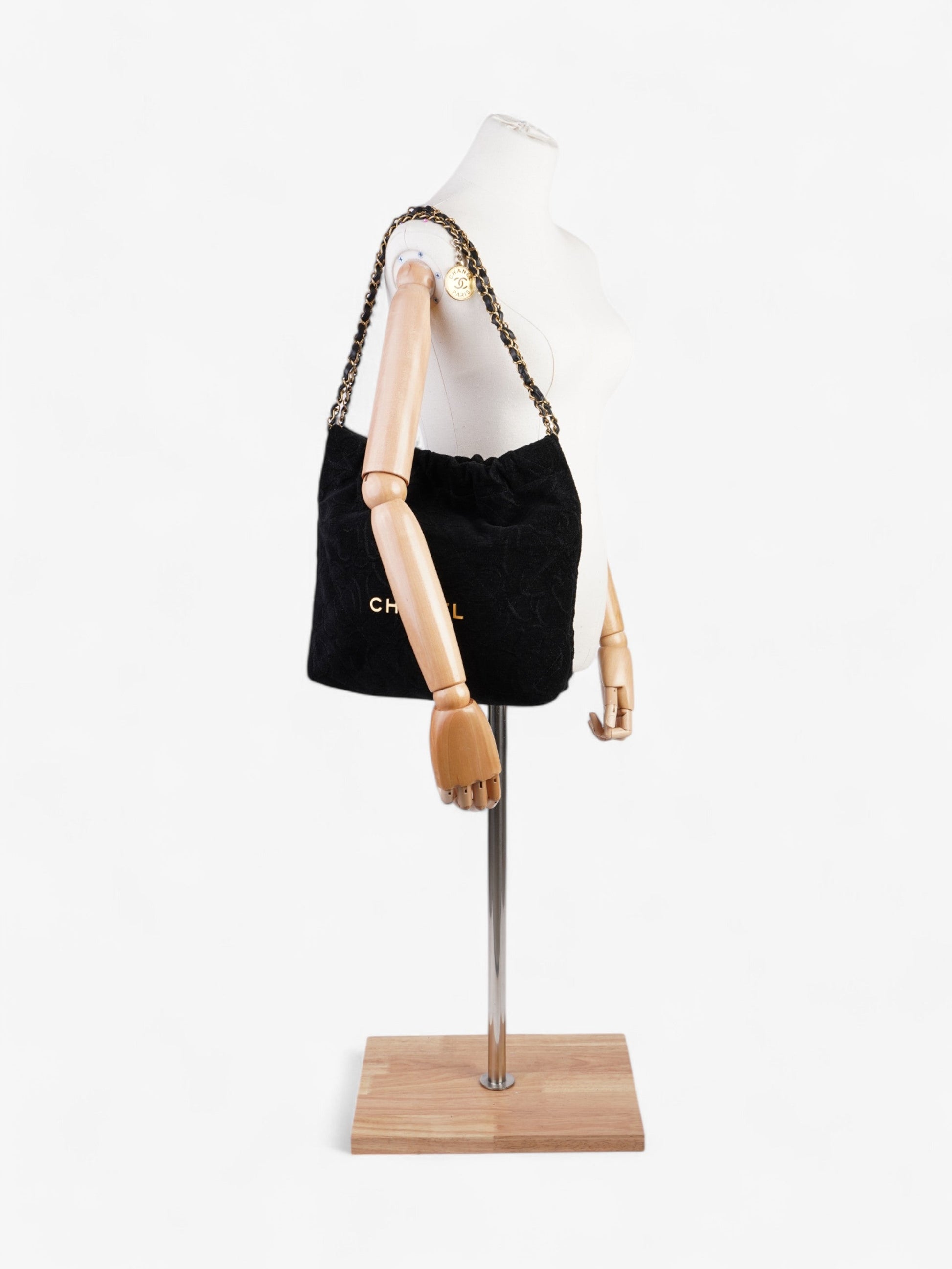 Chanel Chanel 22 Shoulder Bag - Rovelle Bags