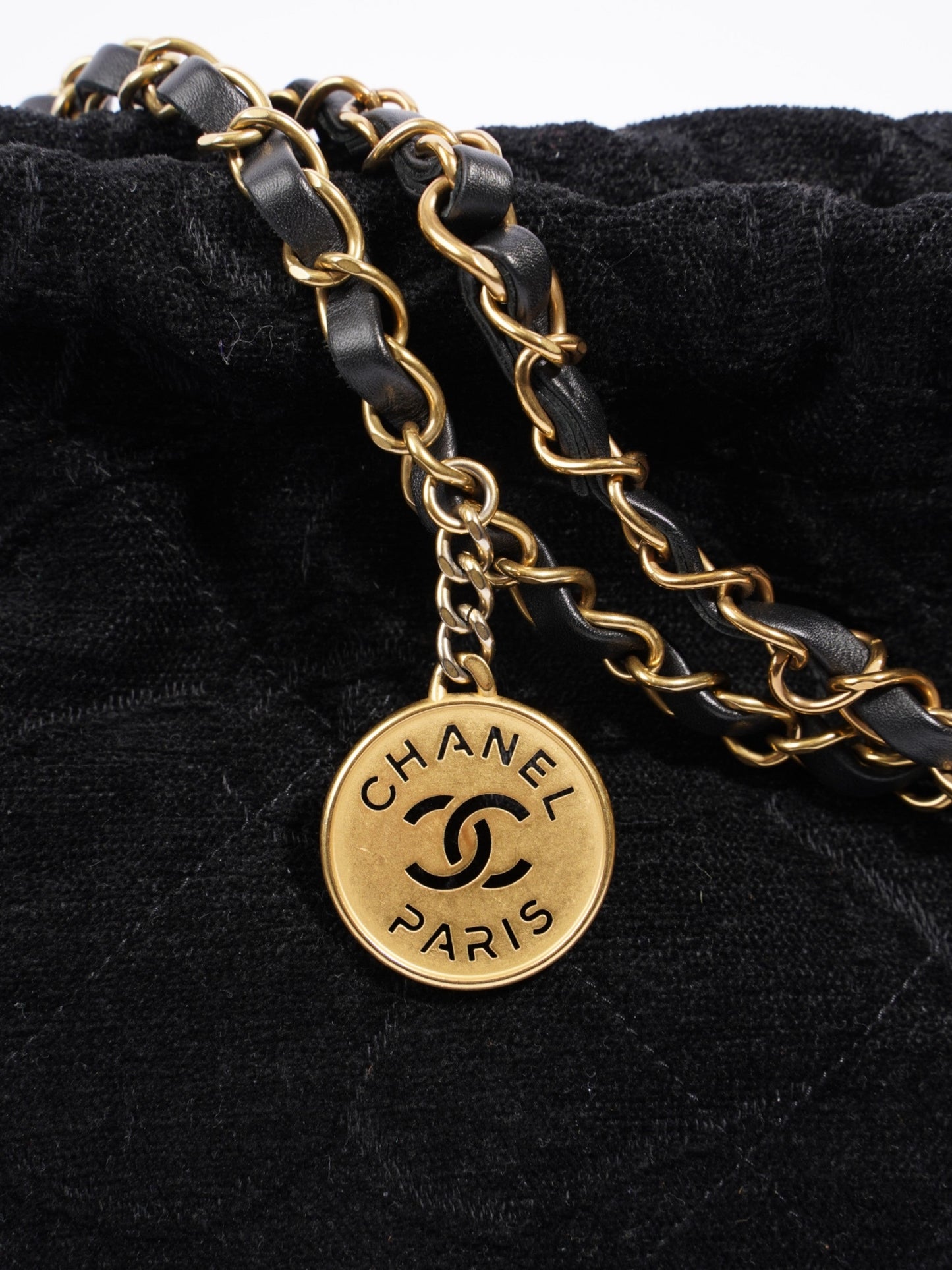 Chanel Chanel 22 Shoulder Bag - Rovelle Bags