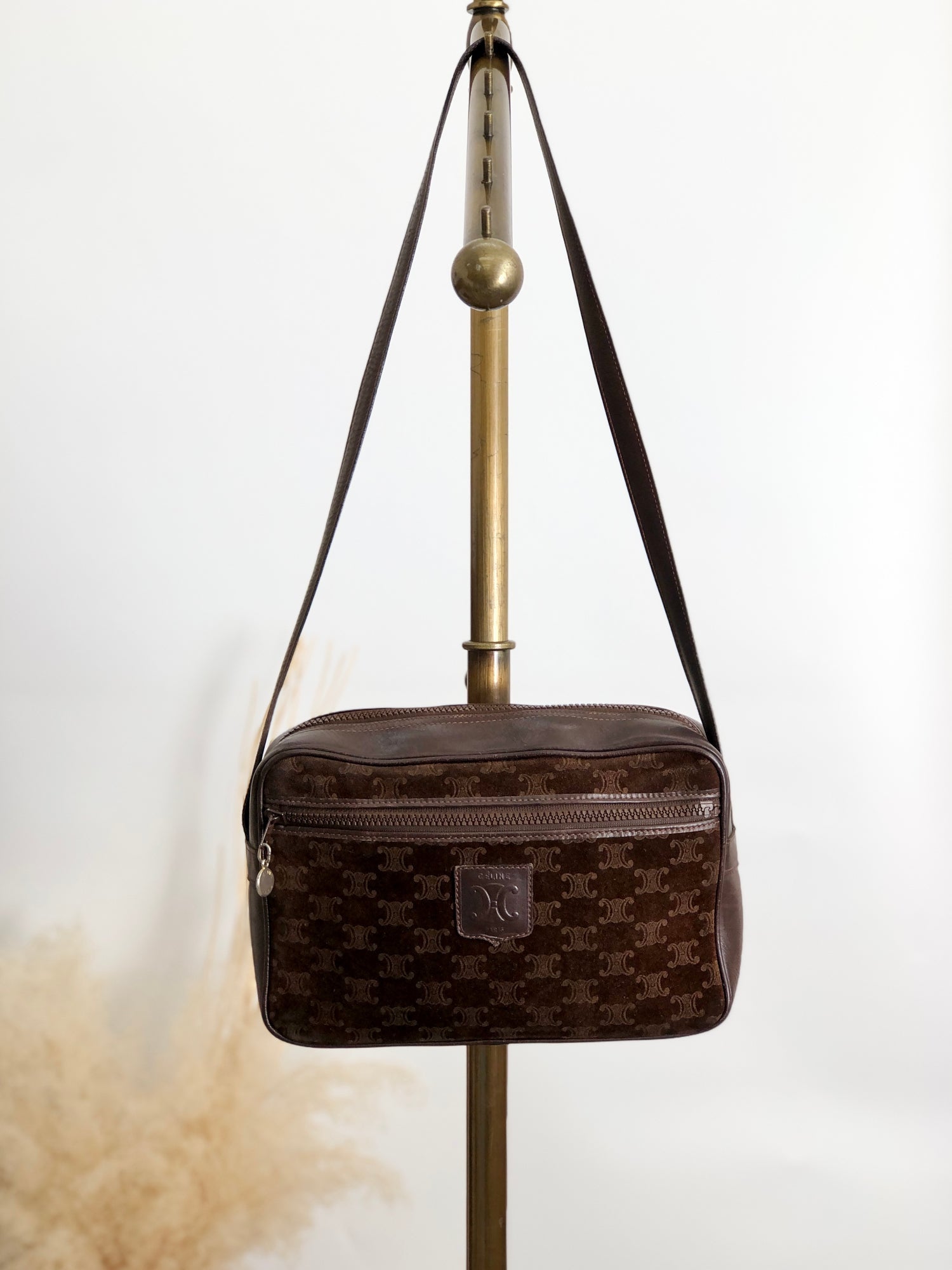 CELINE Shoulder bag Brown sckbvj