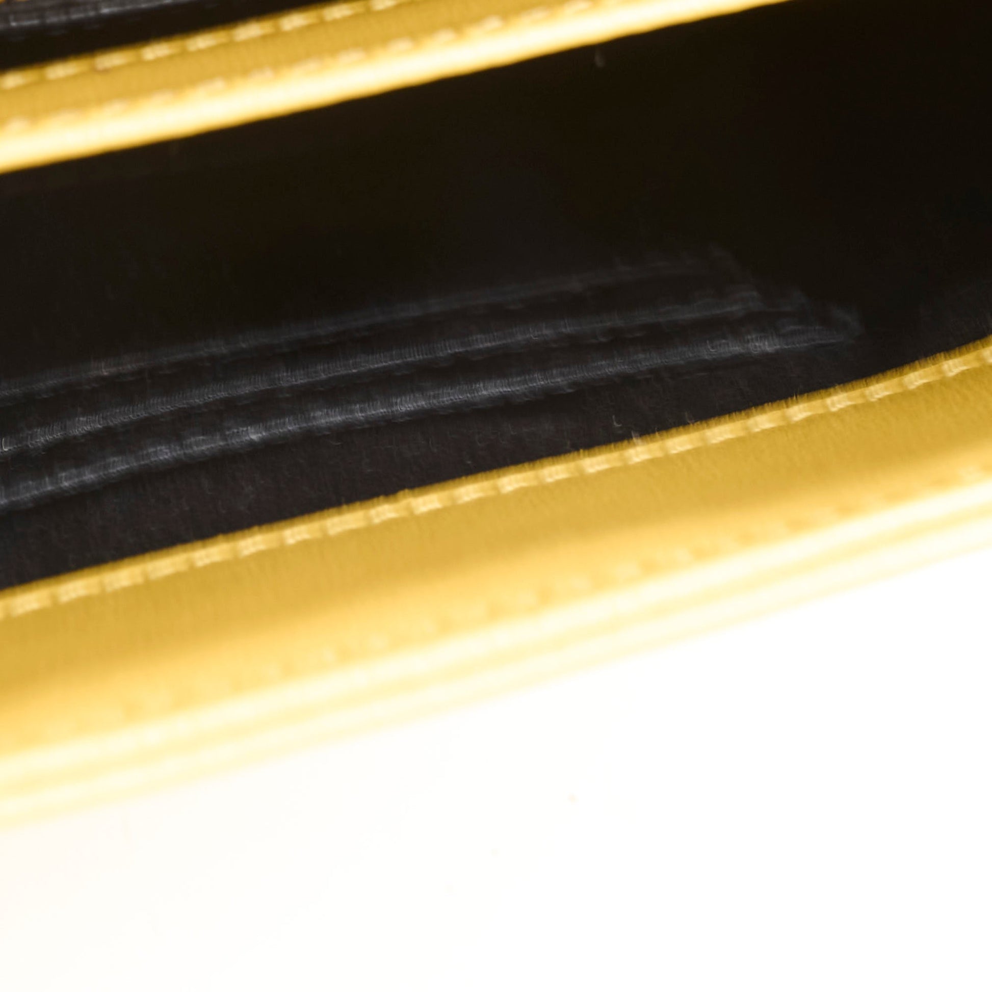 Saint Laurent Toy Handbag - Rovelle Bags