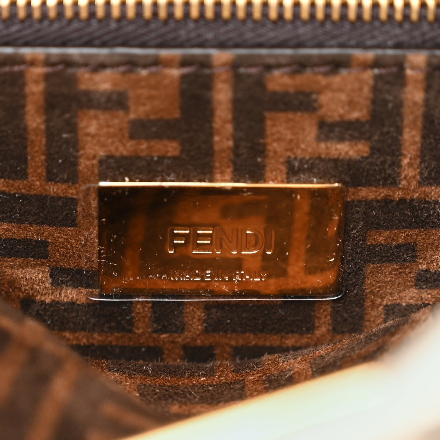 Fendi Vitello Seta Suede FF Mini Peekaboo Iconic Satchel Uovo Sigaro Marrone