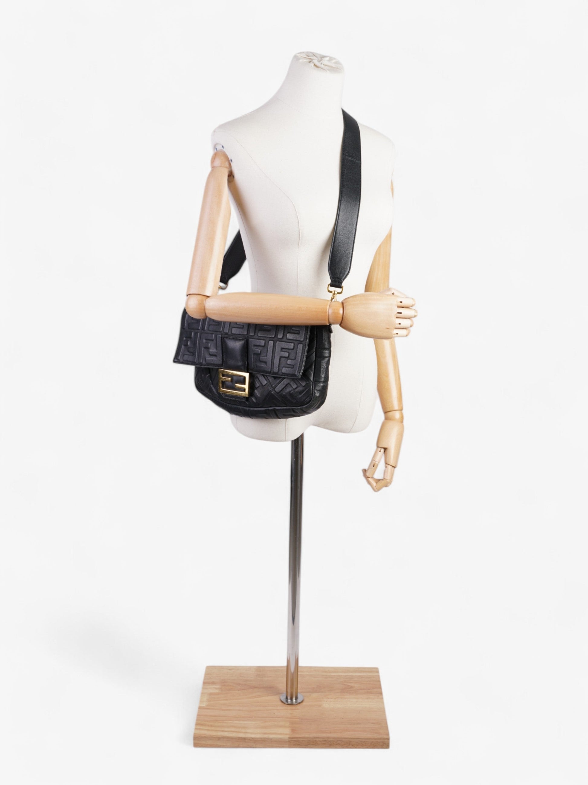 Fendi Baguette Shoulder Bag - Rovelle Bags