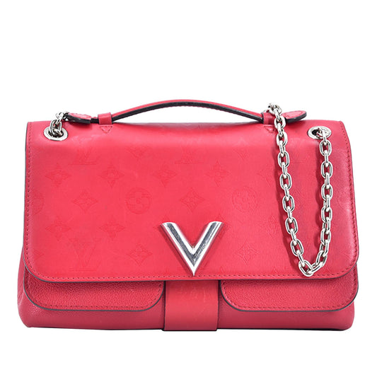Louis Vuitton Monogram Cuir Very Chain (SHG-dYUOUN)