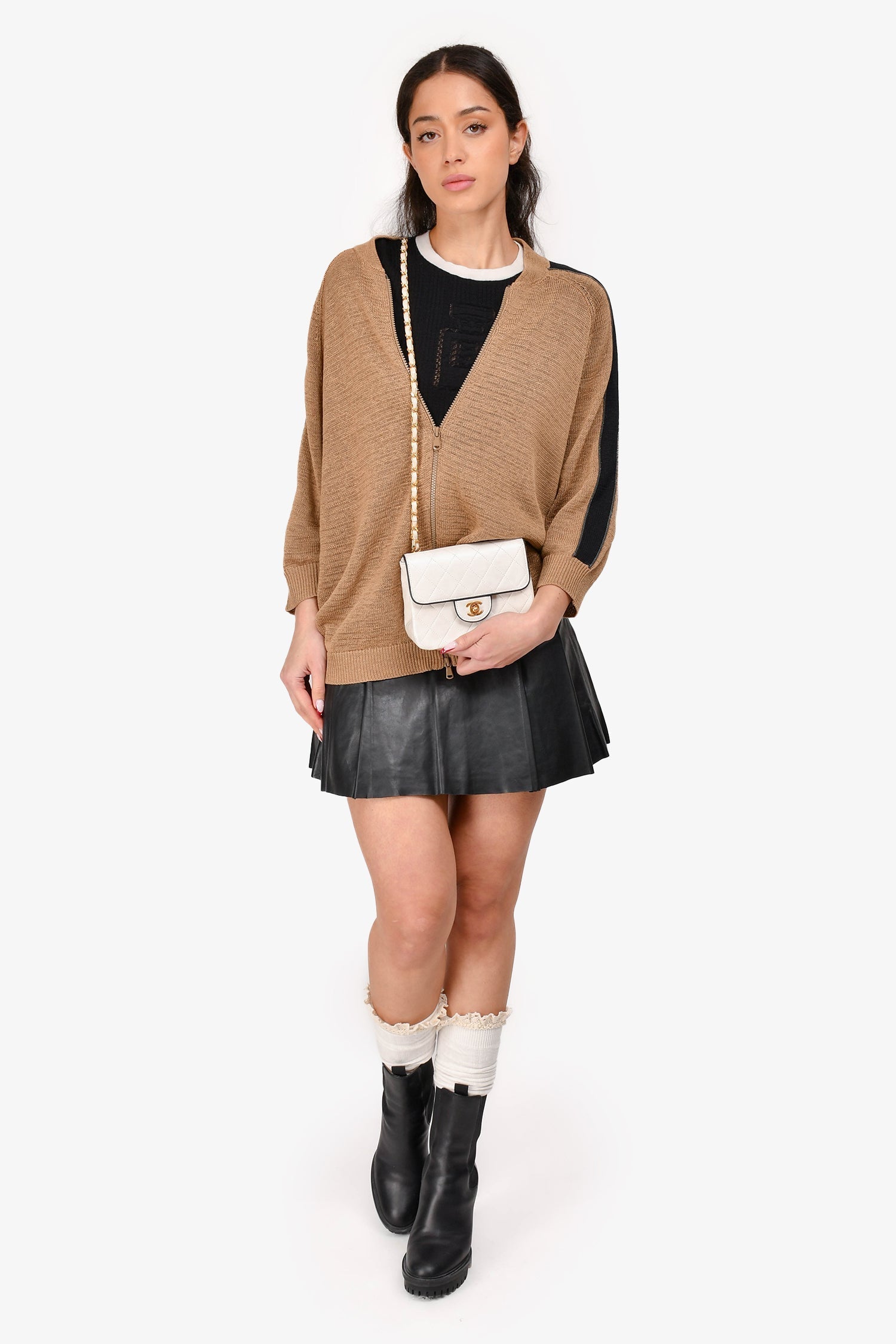 Chanel ™ 1989-91 White/Black Flap Bag - Rovelle Bags