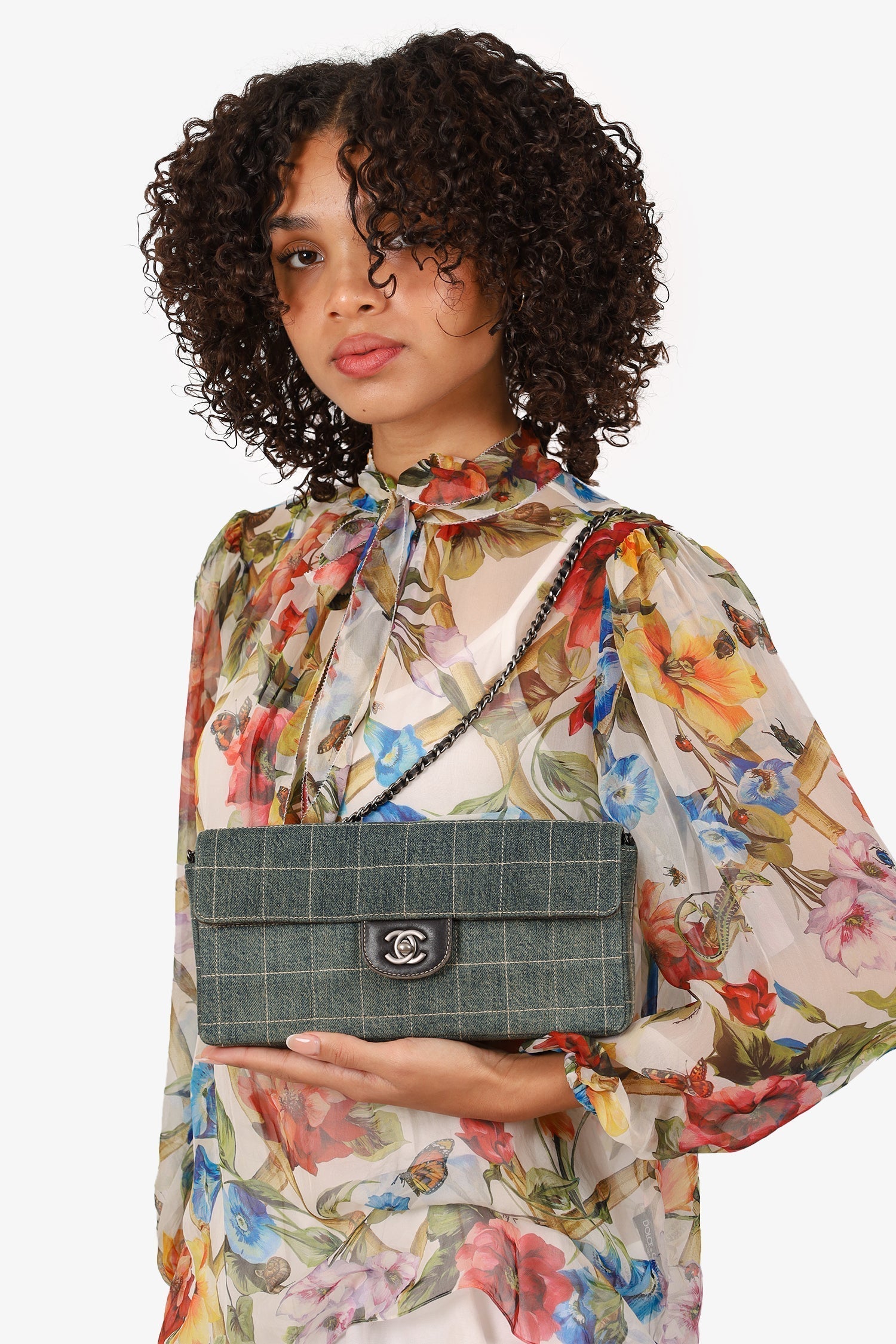 Chanel ™ 2000-02 Blue Shoulder Bag - Rovelle Bags