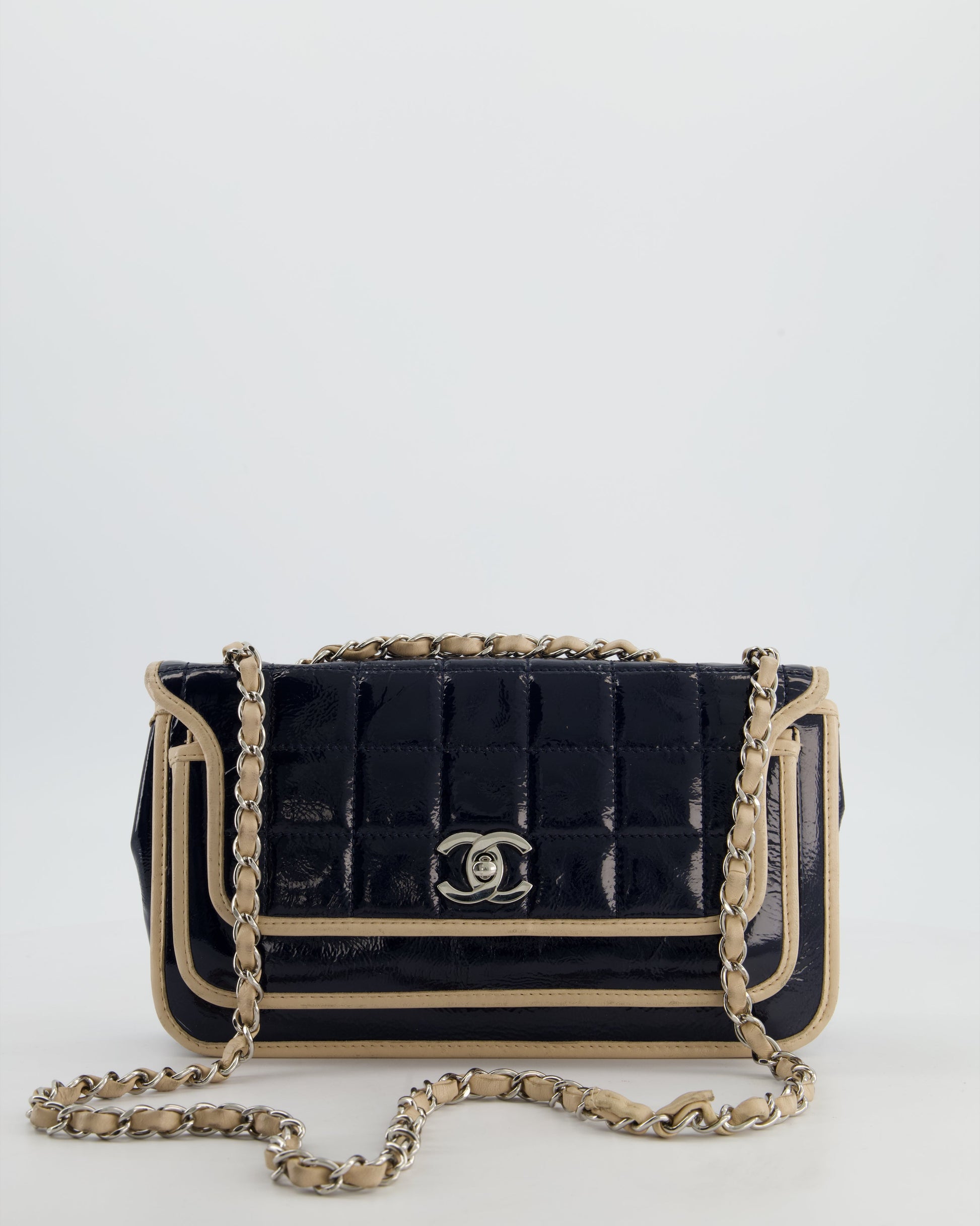 Chanel Chocolate Bar Flap Shoulder Shoulder Bag - Rovelle Bags