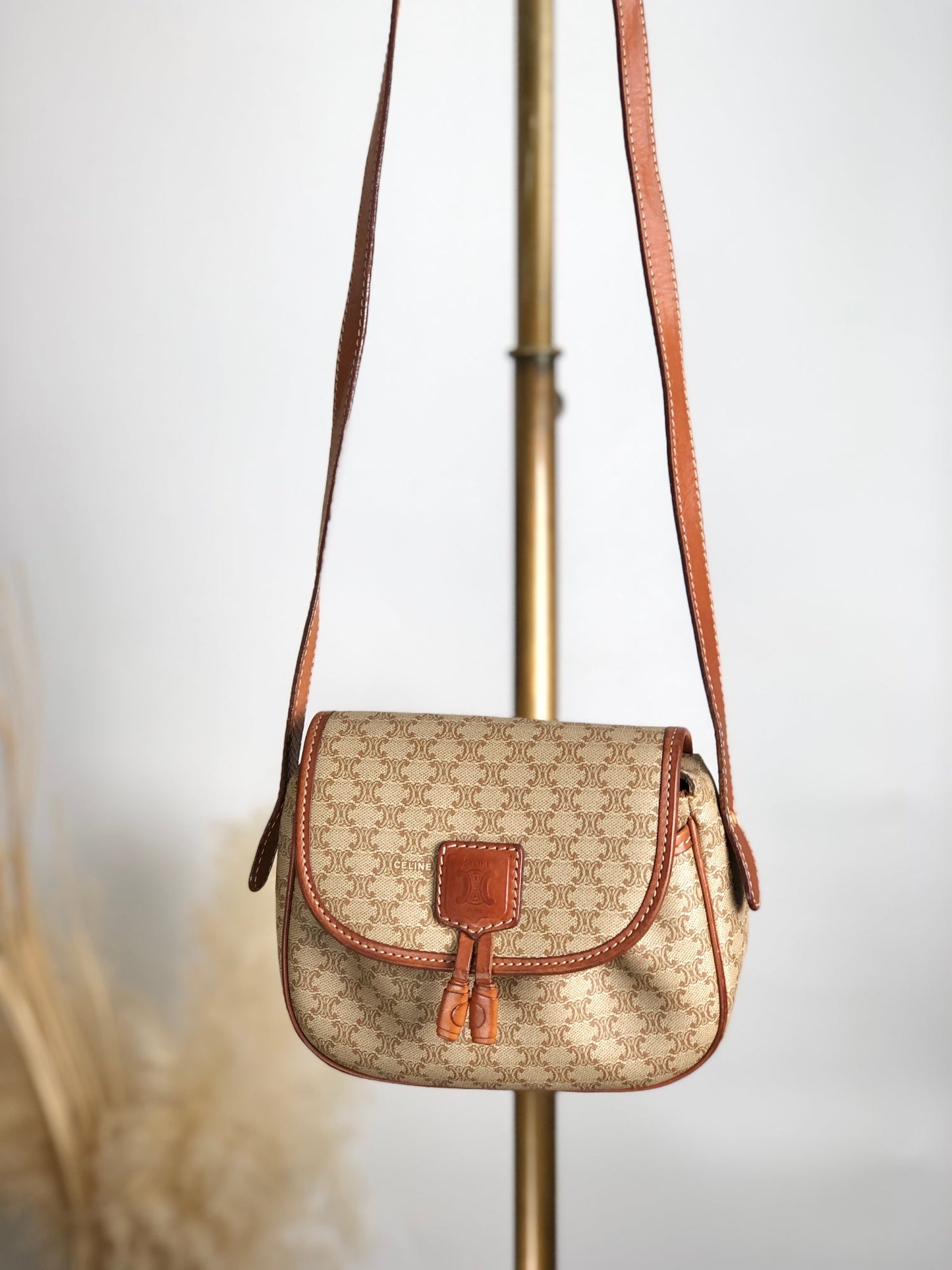 CELINE Macadam Tassel Shoulder bag Beige fiyr3c