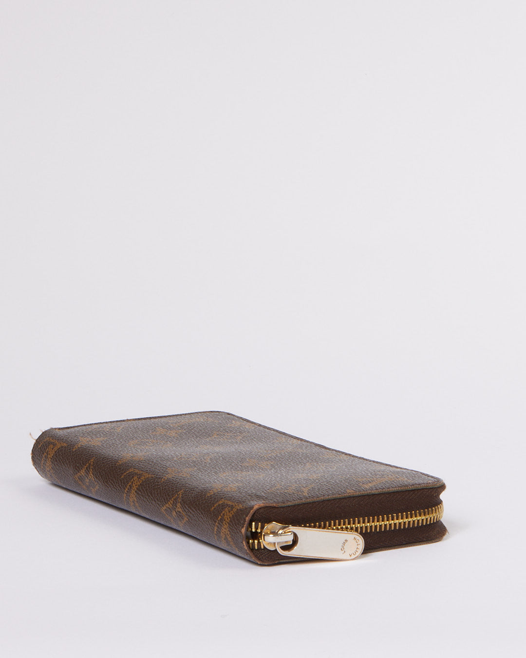 Louis Vuitton Monogram Canvas Zippy Wallet