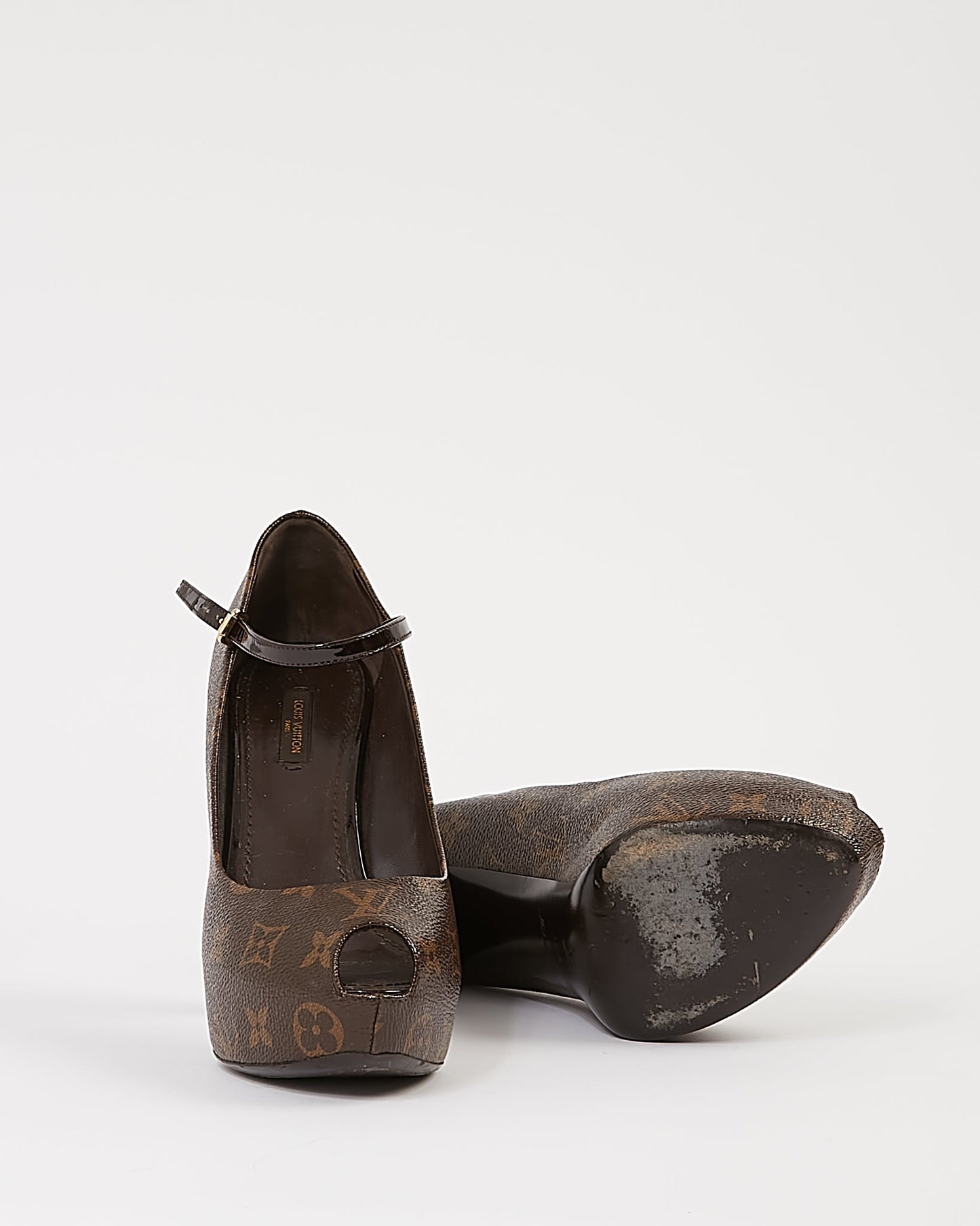 Louis Vuitton Monogram Canvas Pumps - 38.5