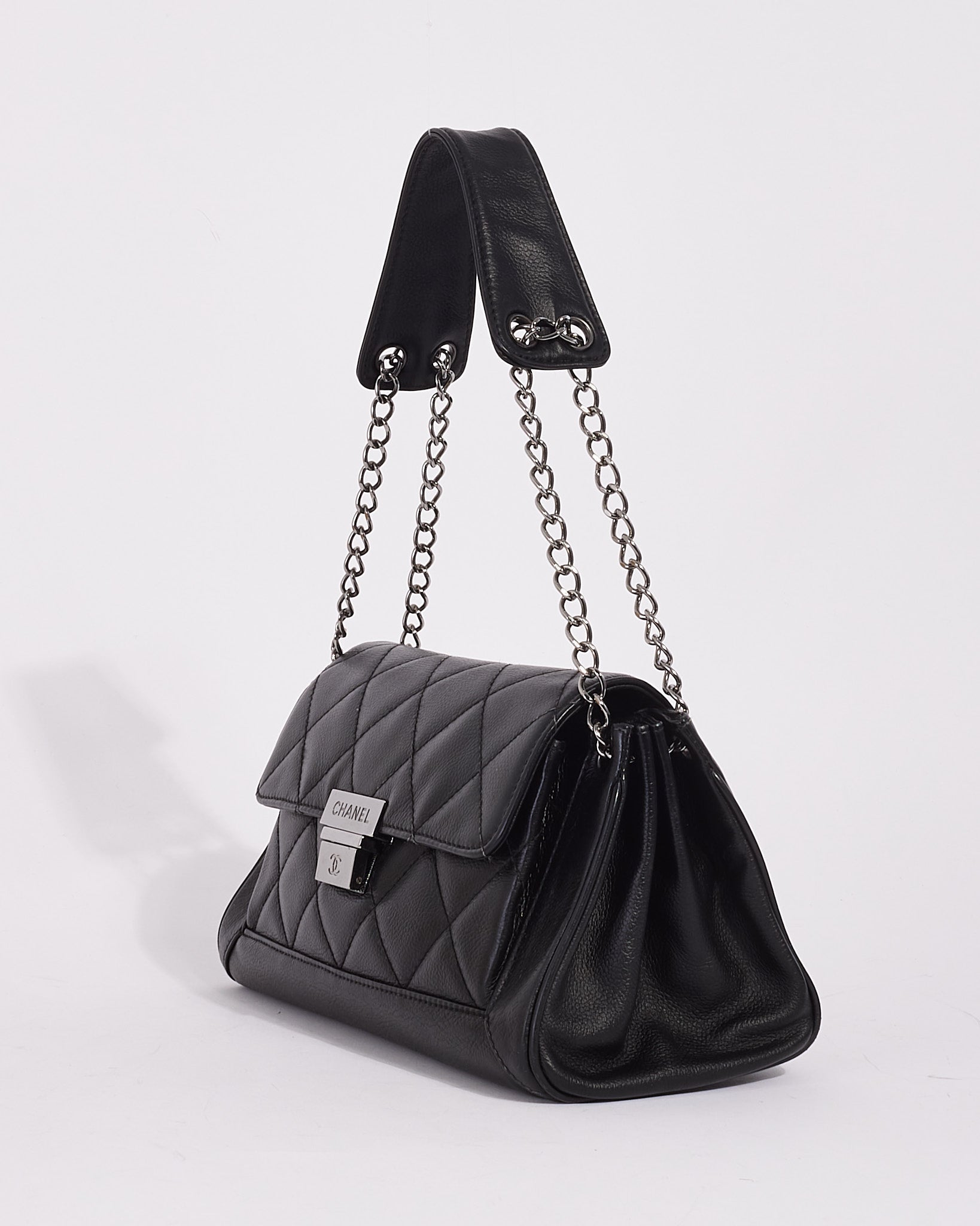 Chanel Shoulder Bag - Almora Bags