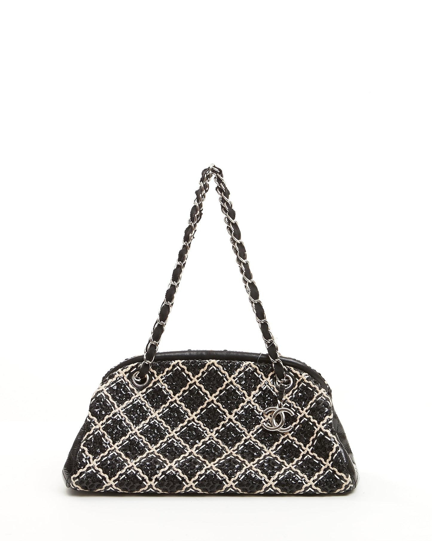 Chanel Shoulder Bag - Almora Bags