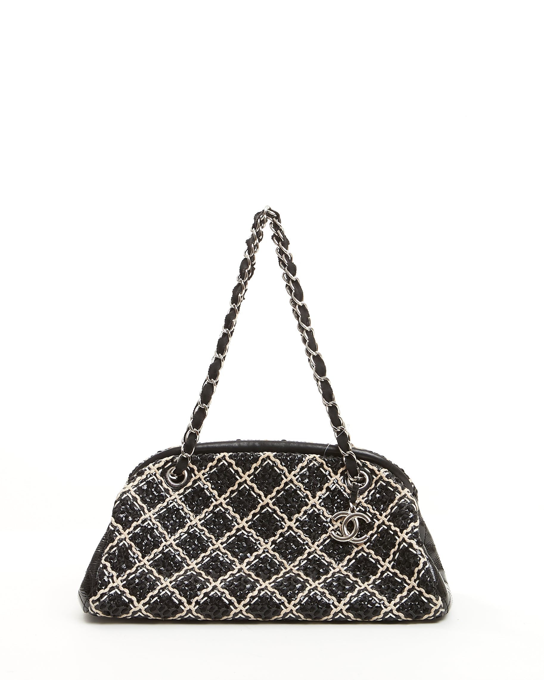 Chanel Shoulder Bag - Almora Bags