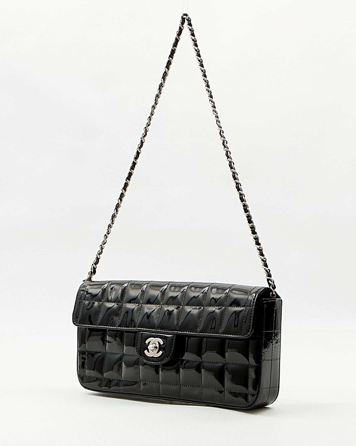 Chanel Shoulder Bag - Almora Bags