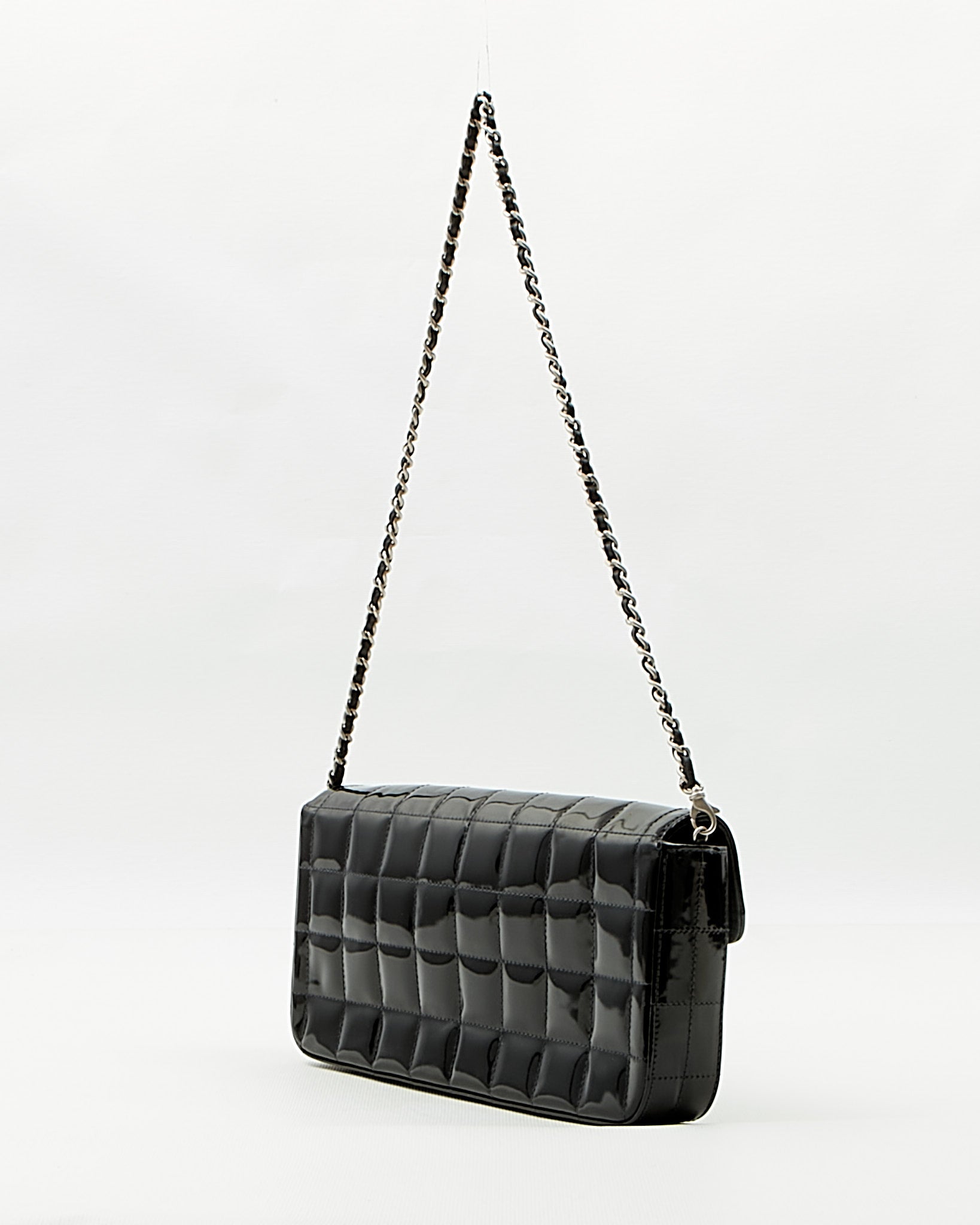 Chanel Shoulder Bag - Almora Bags