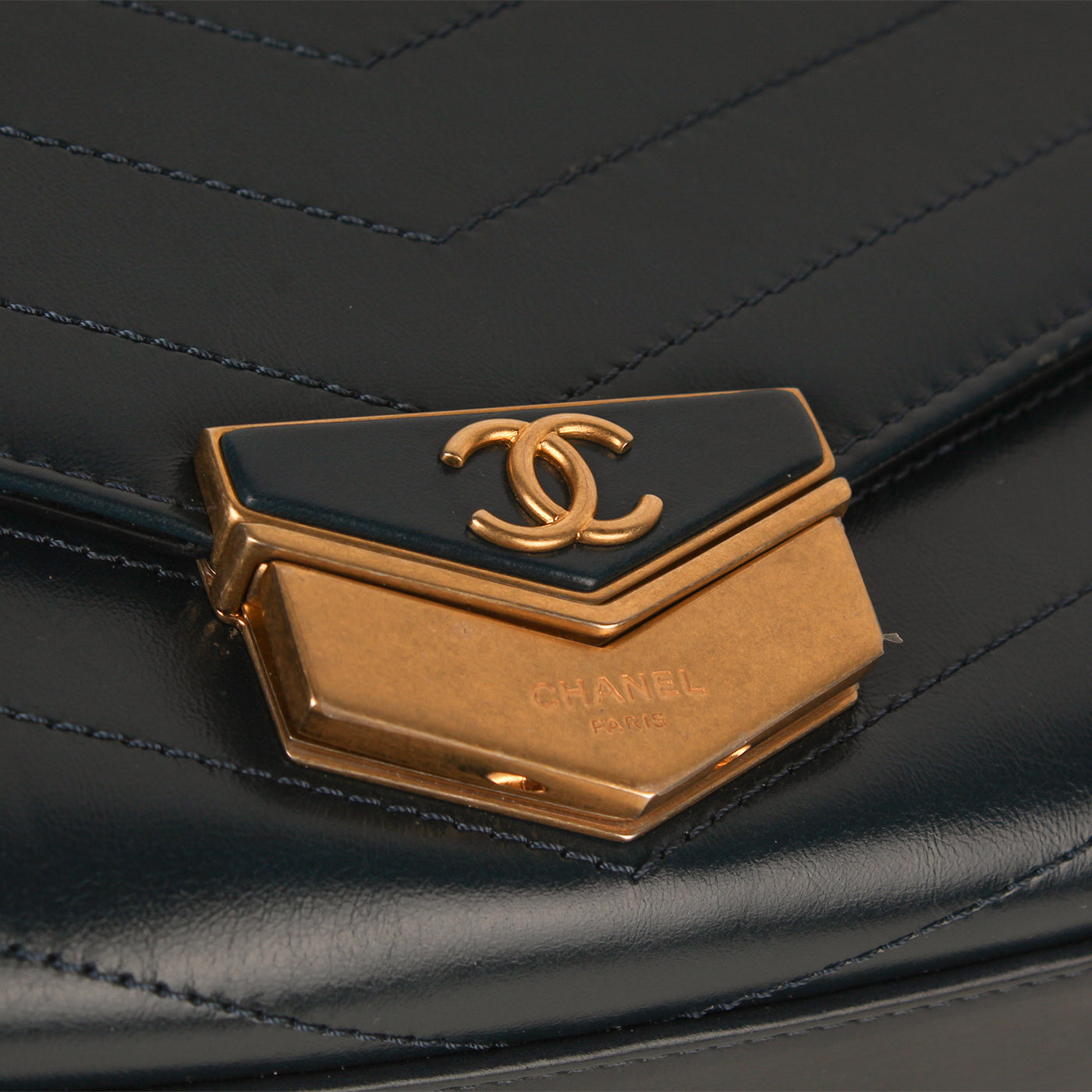 Chanel Classic Flap Shoulder Bag - Rovelle Bags
