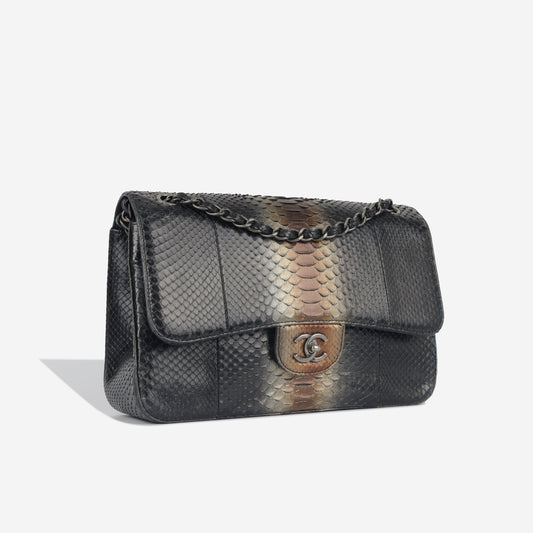 Chanel Classic Flap Shoulder Bag - Rovelle Bags