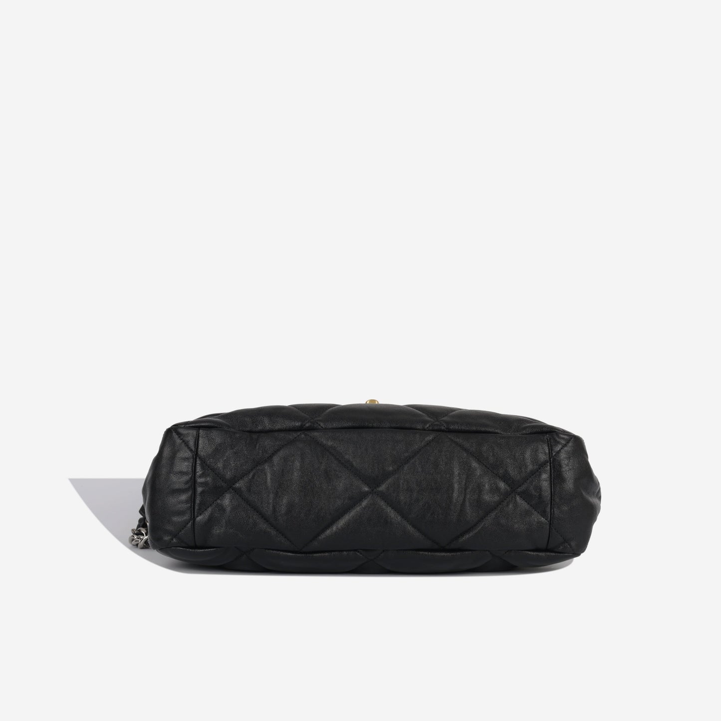 Chanel Chanel 19 Shoulder Bag - Rovelle Bags