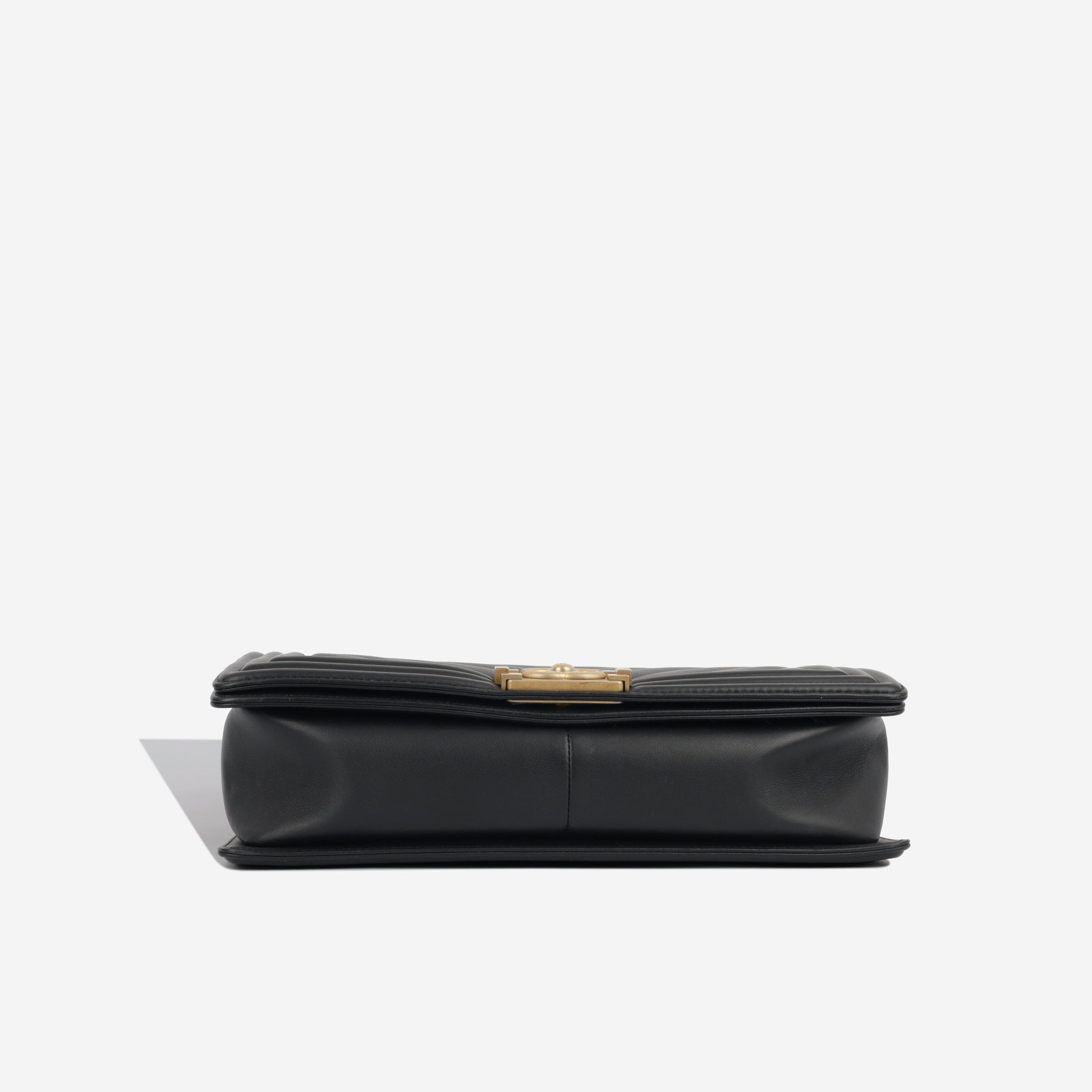 Chanel Boy Bag Shoulder Bag - Rovelle Bags