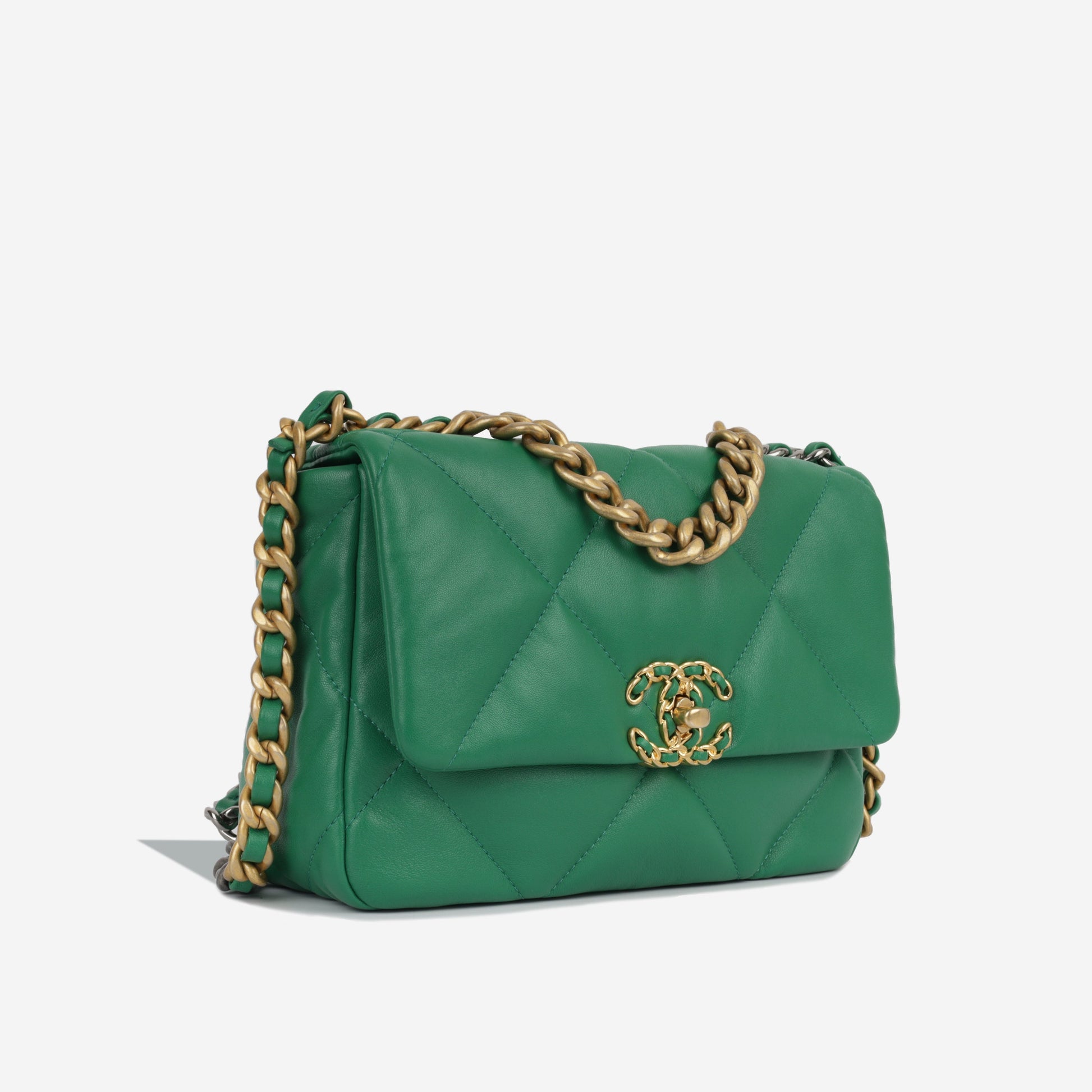 Chanel Chanel 19 Shoulder Bag - Rovelle Bags