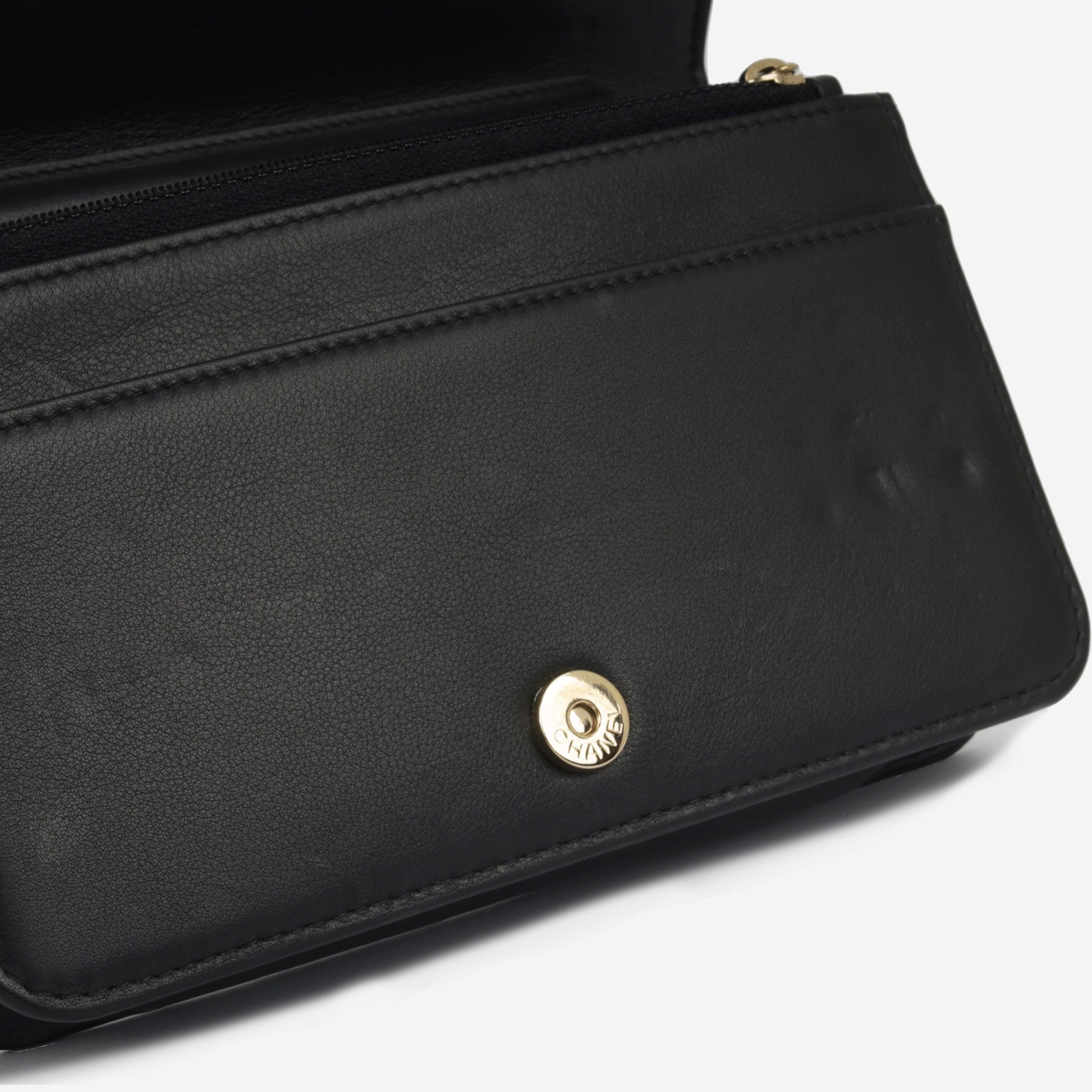Chanel Boy Bag Crossbody - Rovelle Bags