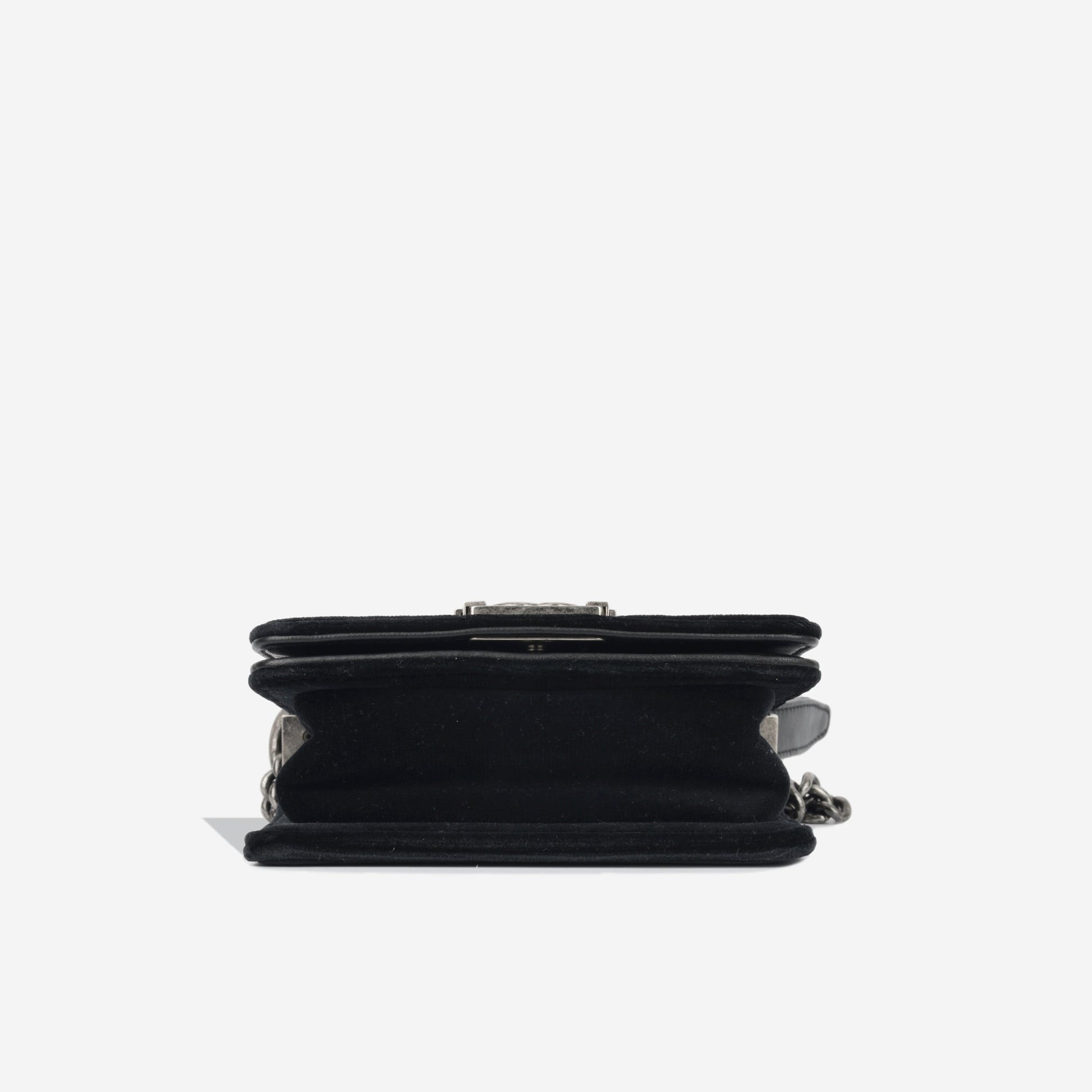 Chanel Boy Bag Shoulder Bag - Rovelle Bags