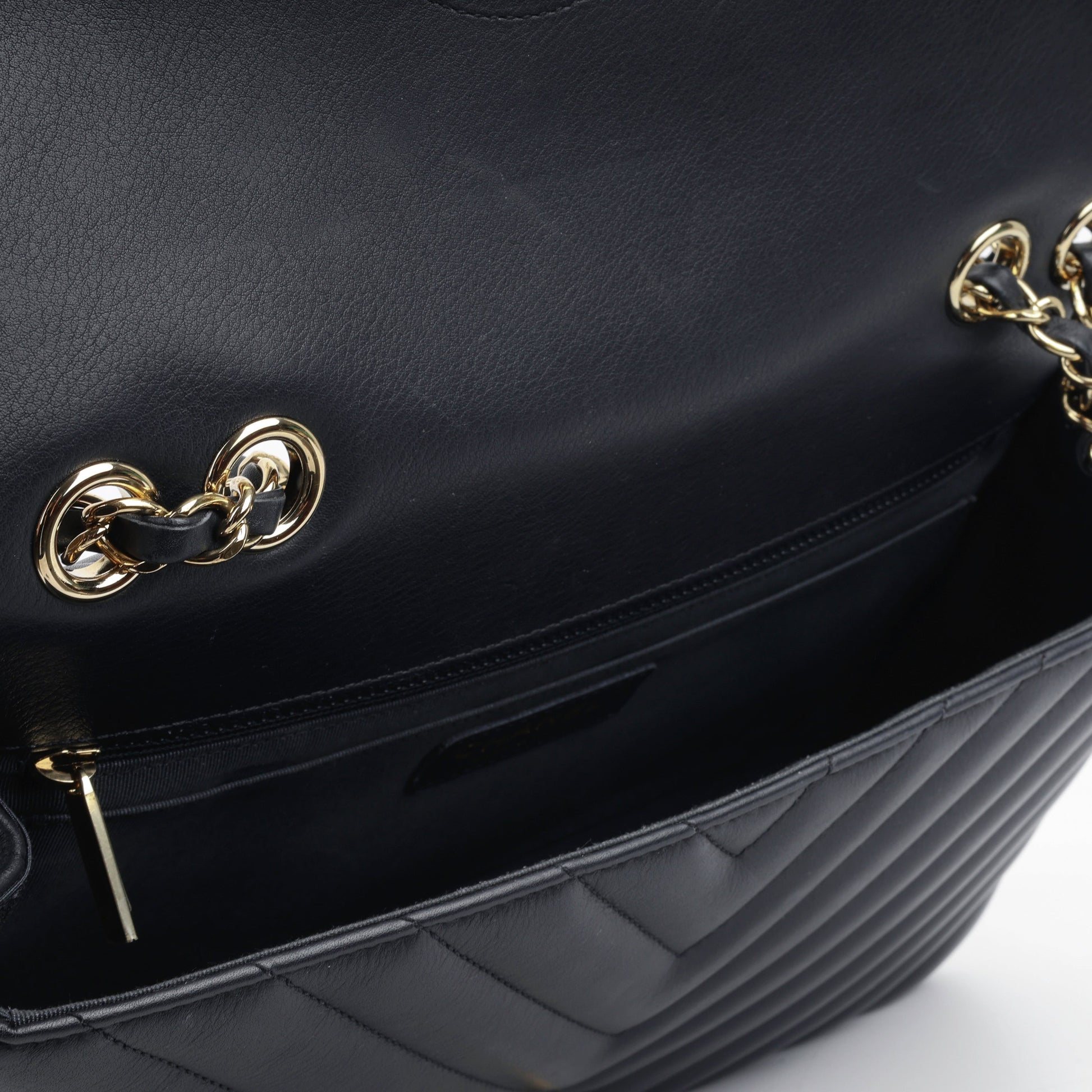 Chanel Classic Flap Shoulder Bag - Rovelle Bags