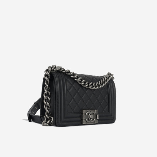 Chanel Boy Bag Shoulder Bag - Rovelle Bags