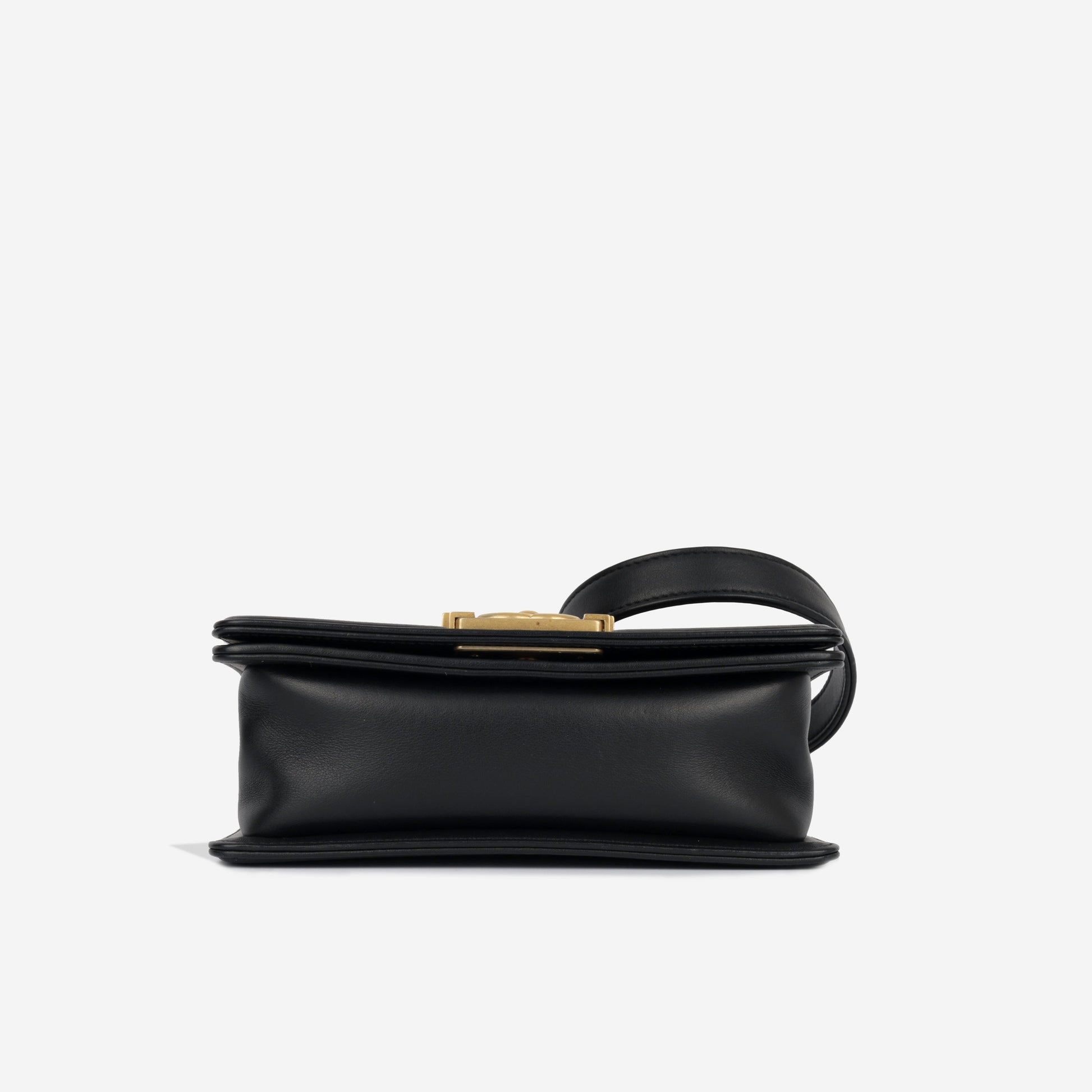 Chanel Boy Bag Shoulder Bag - Rovelle Bags