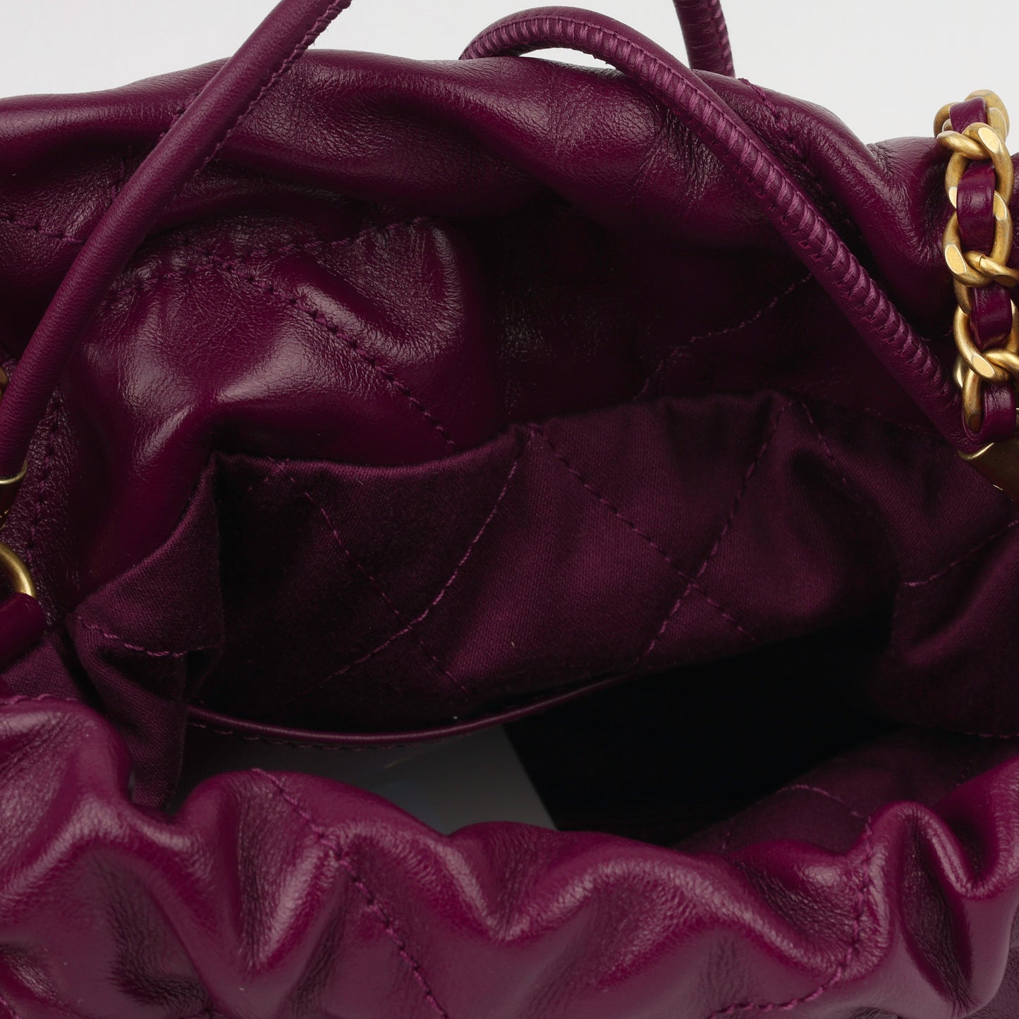 Chanel Chanel 22 Shoulder Bag - Rovelle Bags