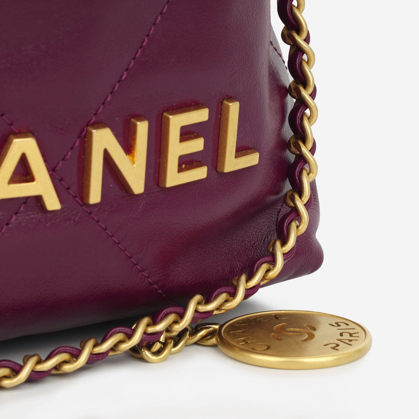 Chanel Chanel 22 Shoulder Bag - Rovelle Bags
