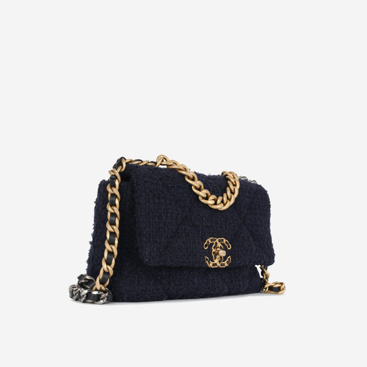 Chanel Chanel 19 Shoulder Bag - Rovelle Bags