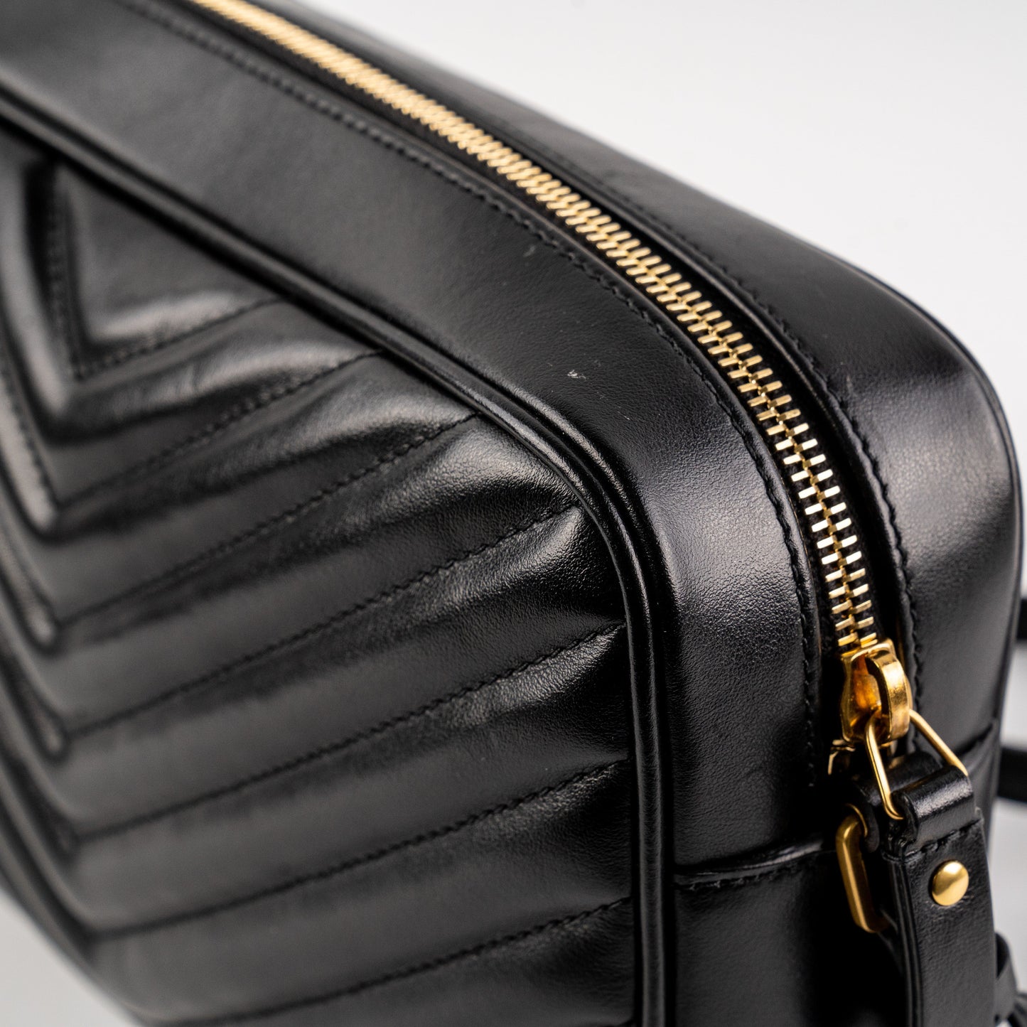 Saint Laurent Lou Handbag - Rovelle Bags