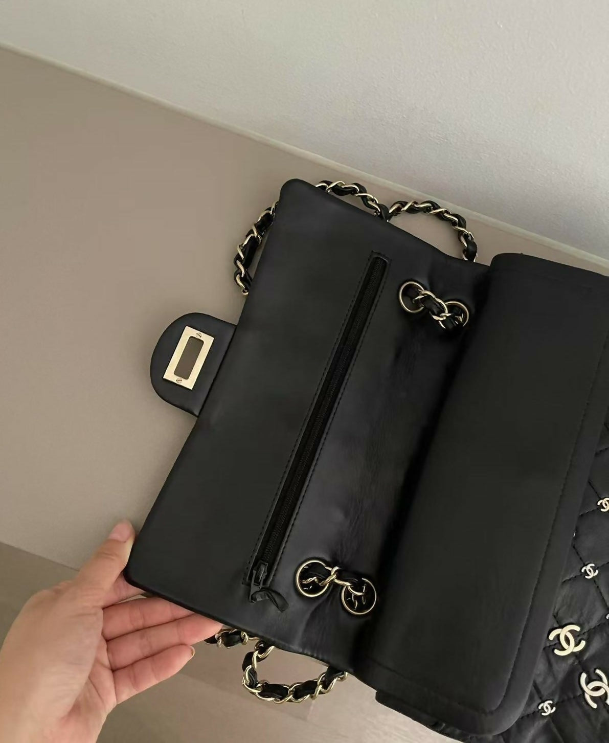 Chanel 2 55 Shoulder Bag - Rovelle Bags