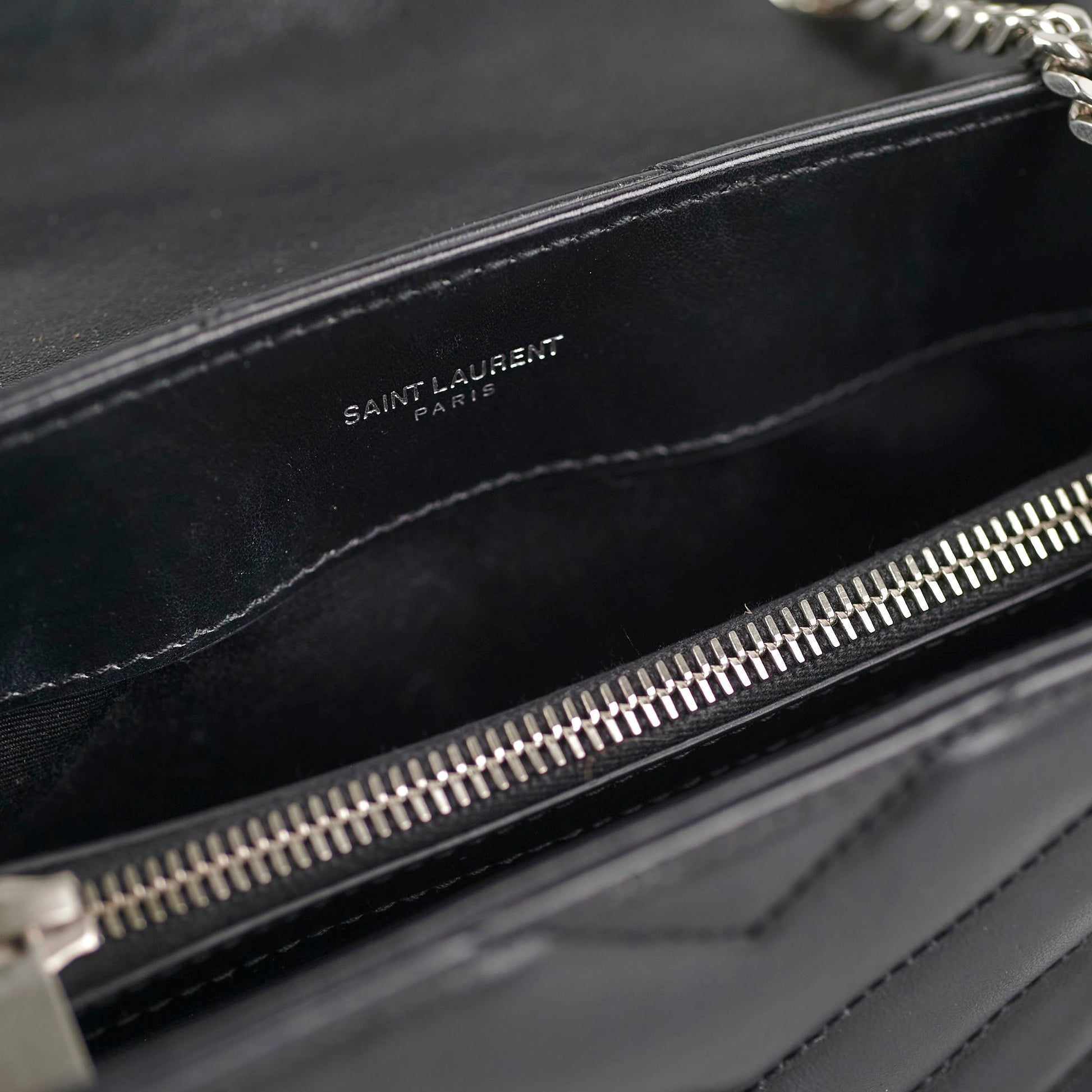 Saint Laurent Lou Handbag - Rovelle Bags