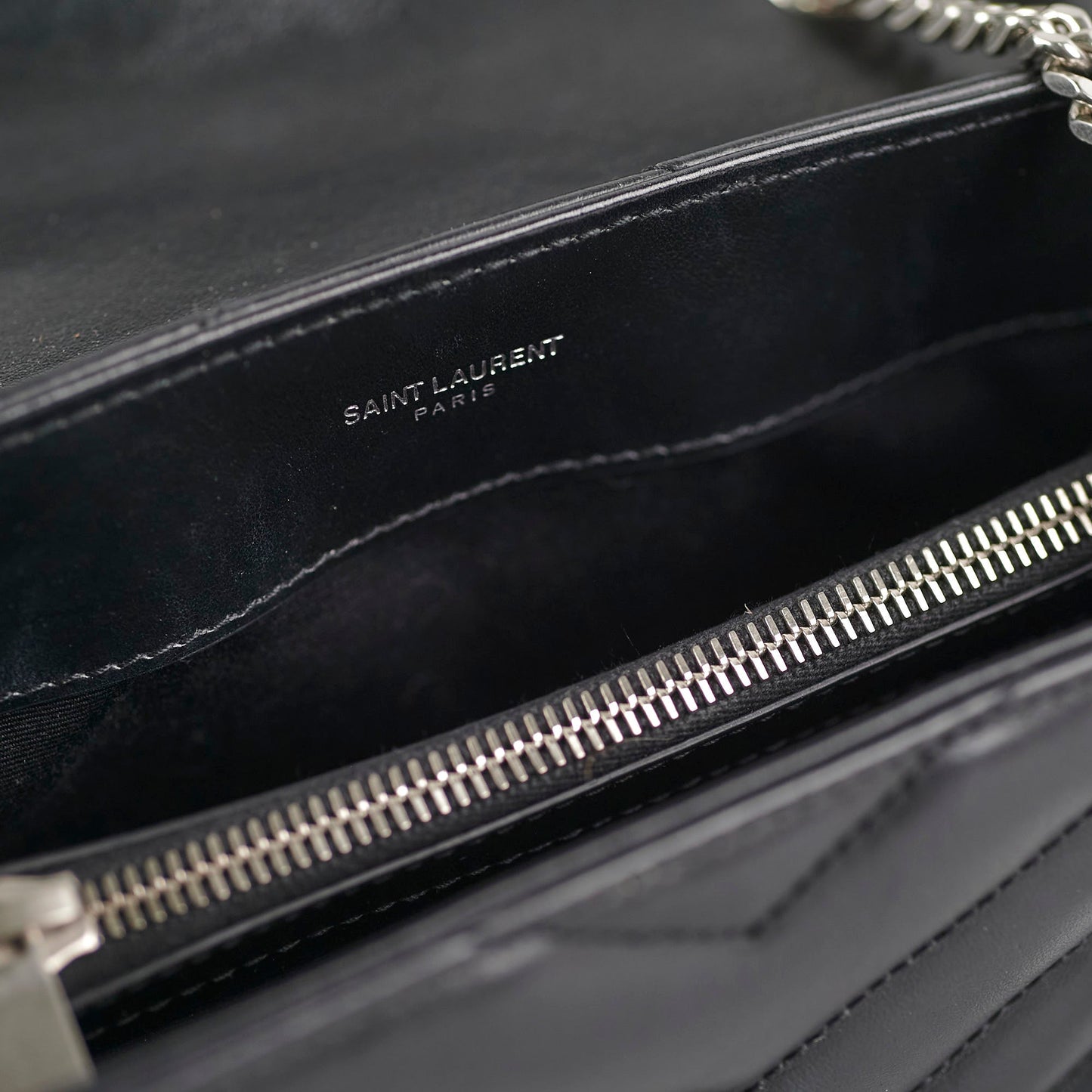 Saint Laurent Lou Handbag - Rovelle Bags