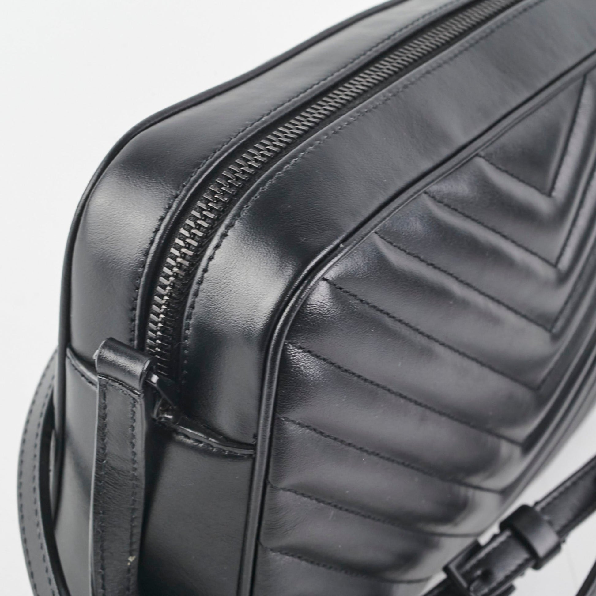 Saint Laurent Lou Crossbody - Rovelle Bags