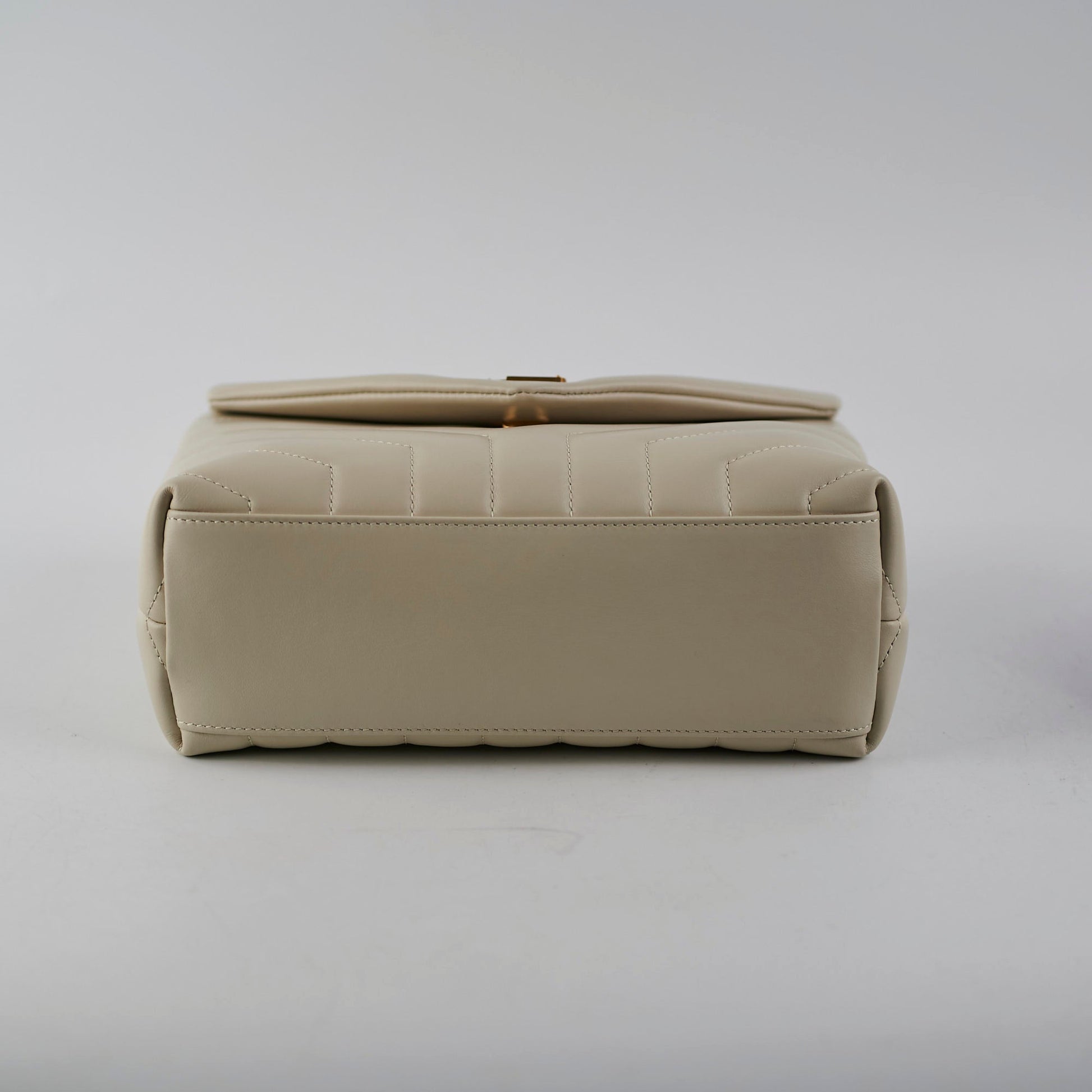 Saint Laurent Lou Handbag - Rovelle Bags