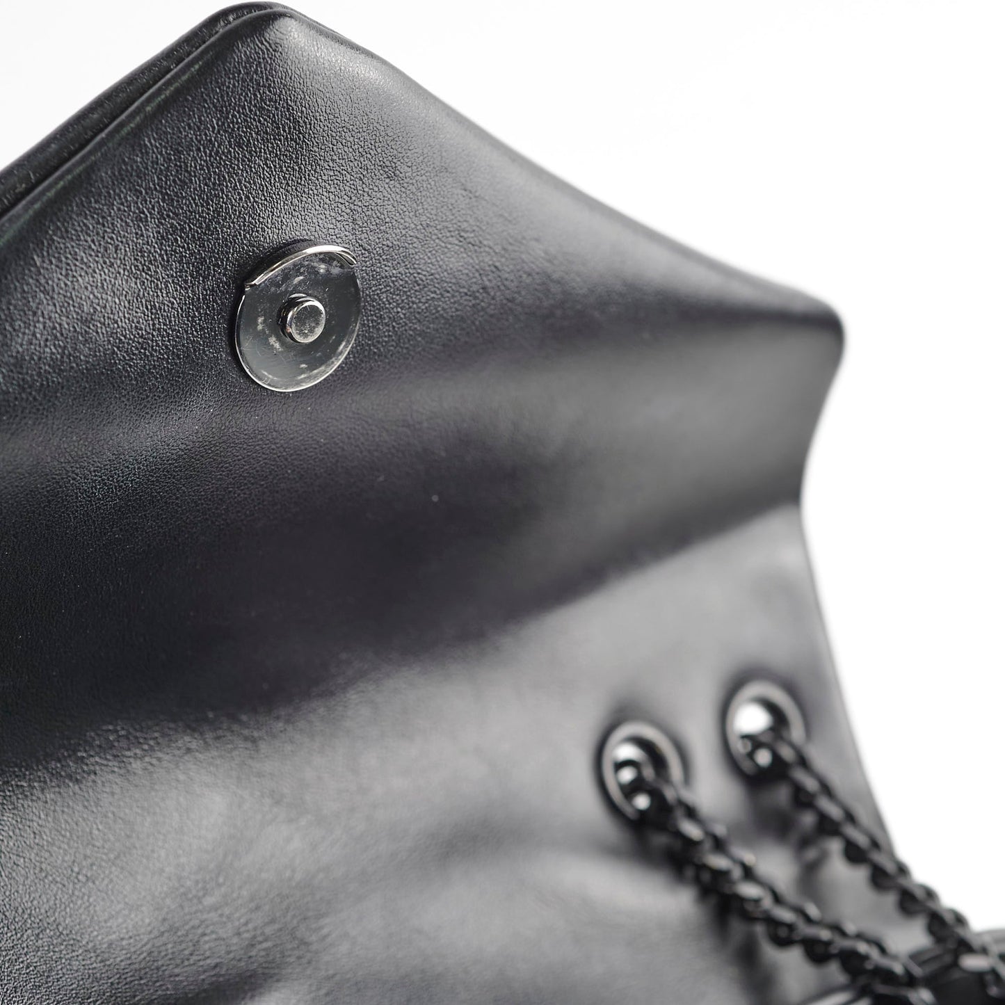 Saint Laurent Lou Handbag - Rovelle Bags