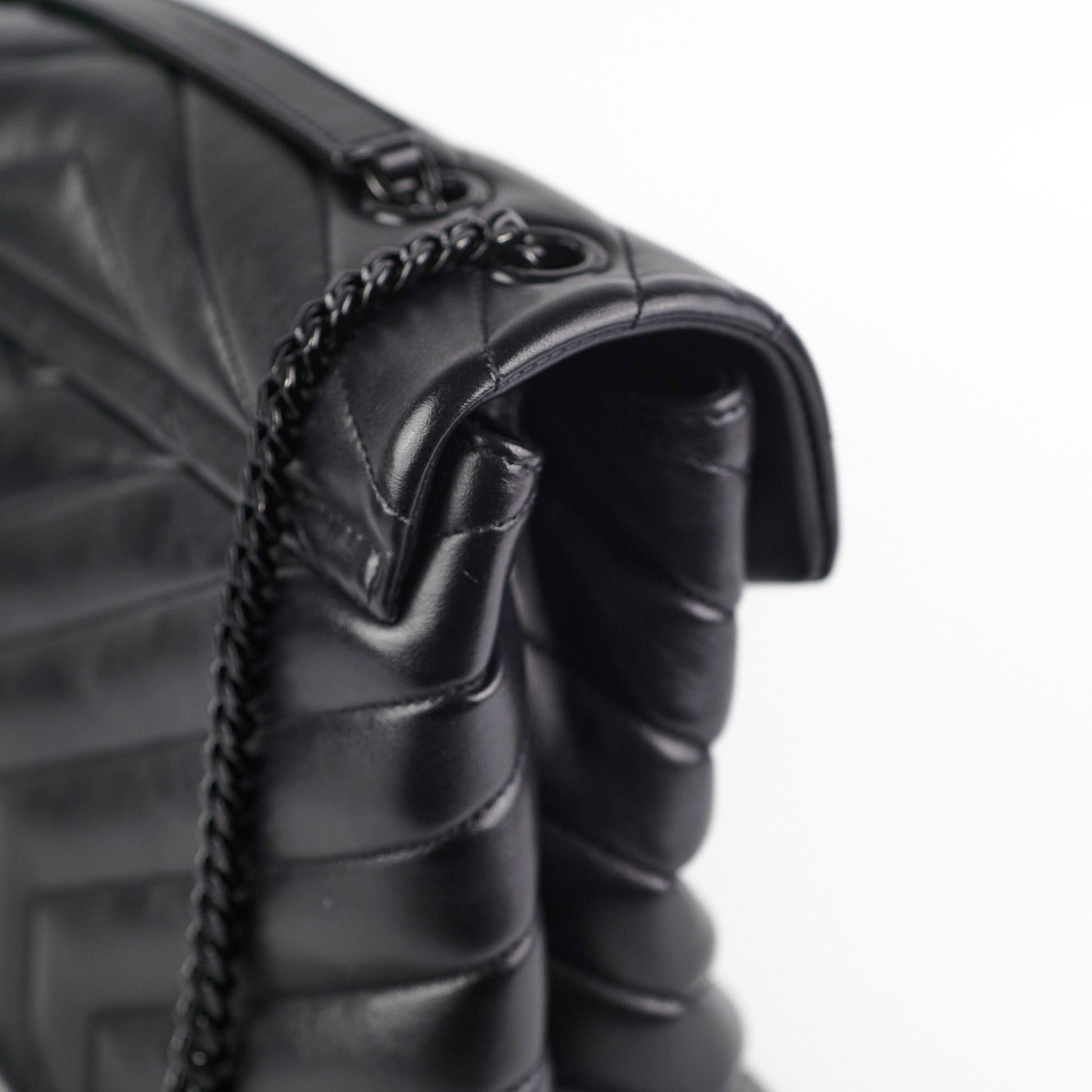 Saint Laurent Loulou Shoulder Bag - Rovelle Bags