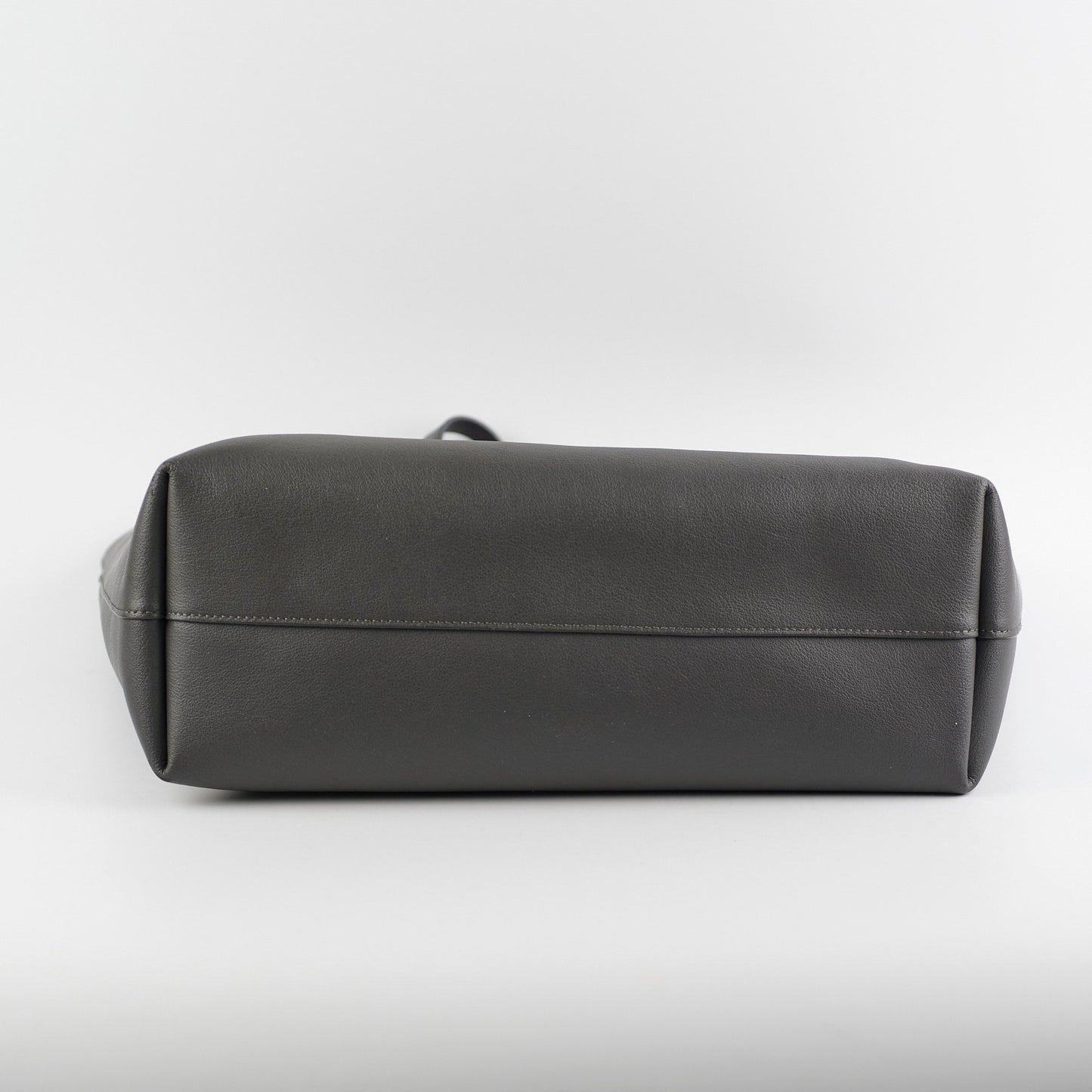 Saint Laurent Tote - Rovelle Bags