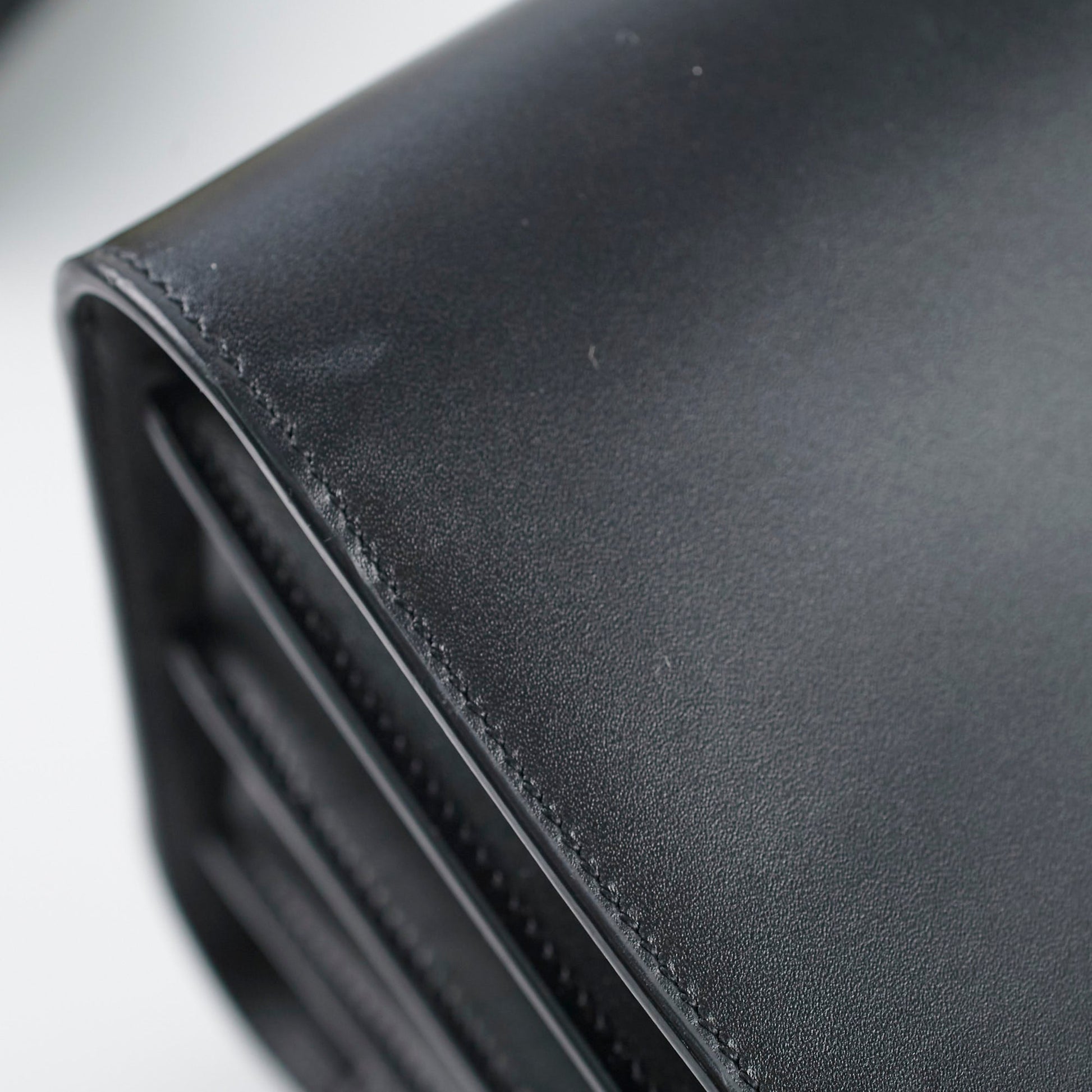 Saint Laurent Monogram Shoulder Bag - Rovelle Bags