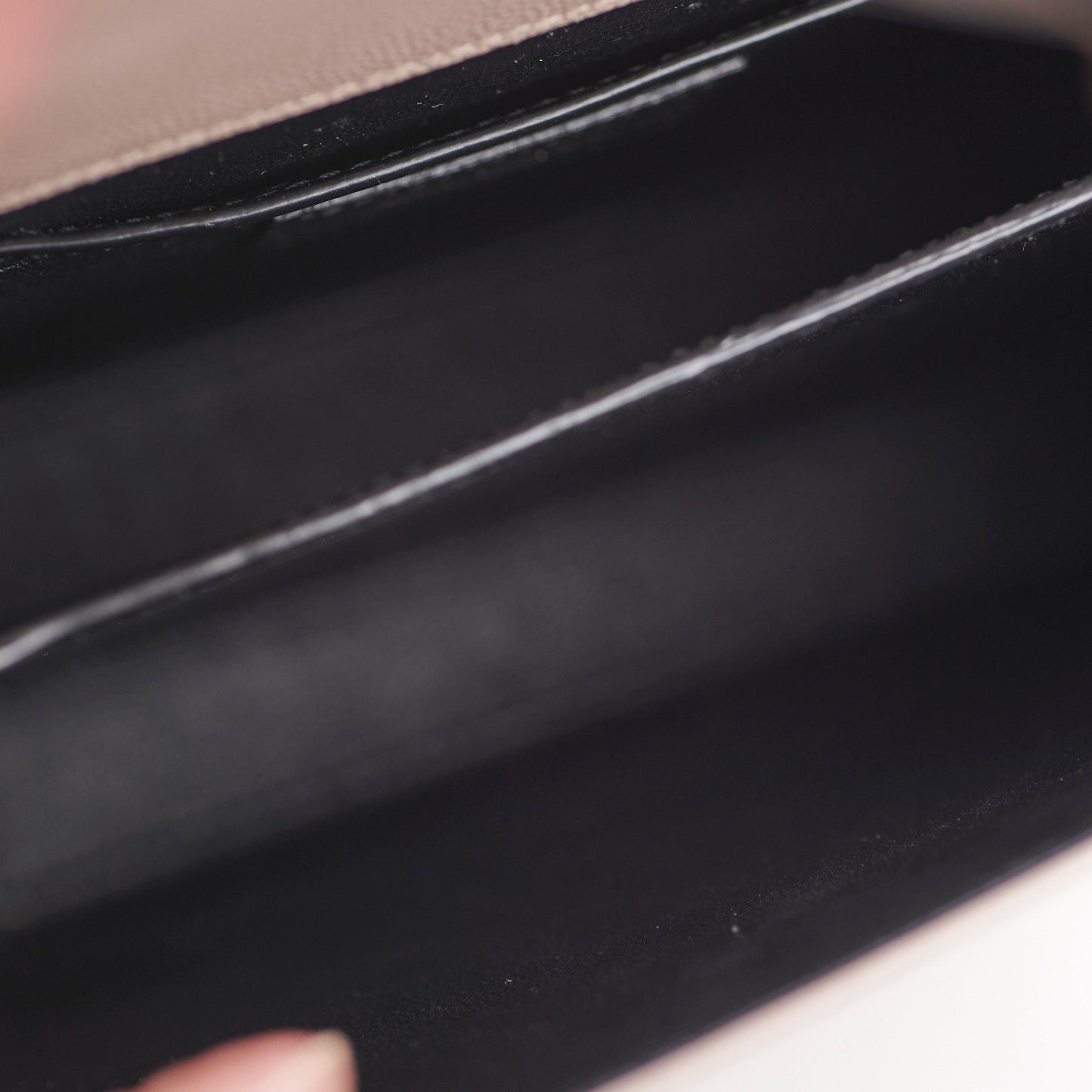 Saint Laurent Cassandra Crossbody - Rovelle Bags